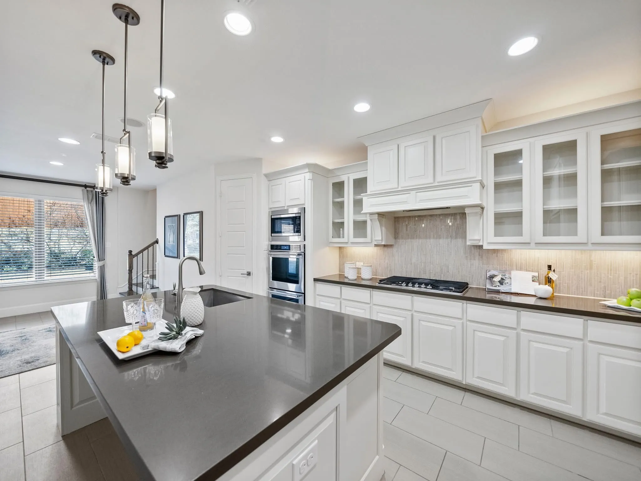Single Family Residence For Rent in Denton County , 2805 Walnut Creek Lane, The Colony, Texas 75056, 5 Bedroom, 5 Bathroom, 2 Garage spaces, 4,656 Sqft, built in 2015, mls#21292020, Real Estate Agent in The Colony, Homes For Rent in Denton county, Homes For Rent in The Colony, Realtor in The Colony Texas, Real Estate Brokerage Independent Realty Texas, Luminita Cordes Realtor