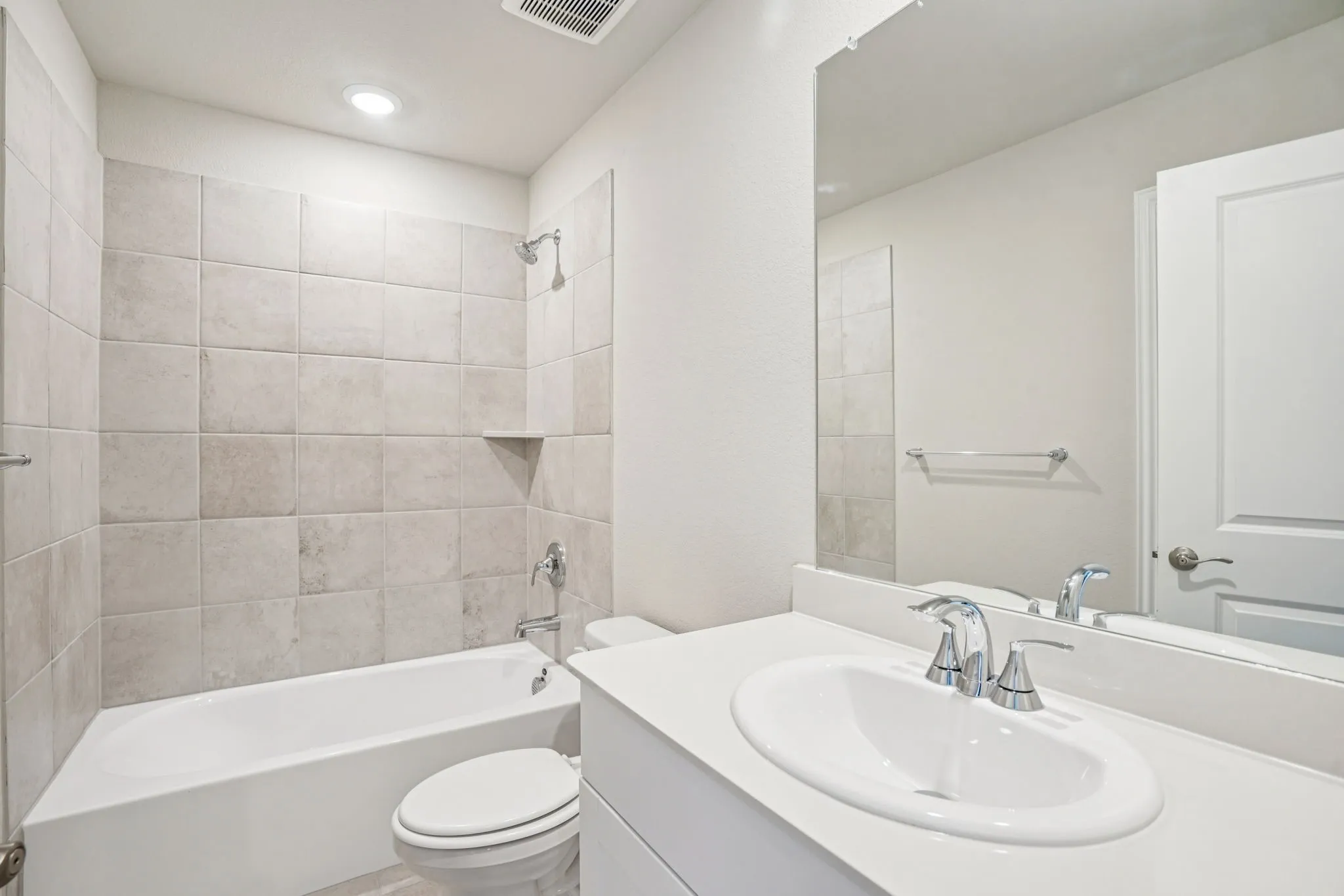 Photo is not of the actual home, but is an inspirational photo of builder’s model home and may depict options, furnishings, and/or decorator features that are not included.