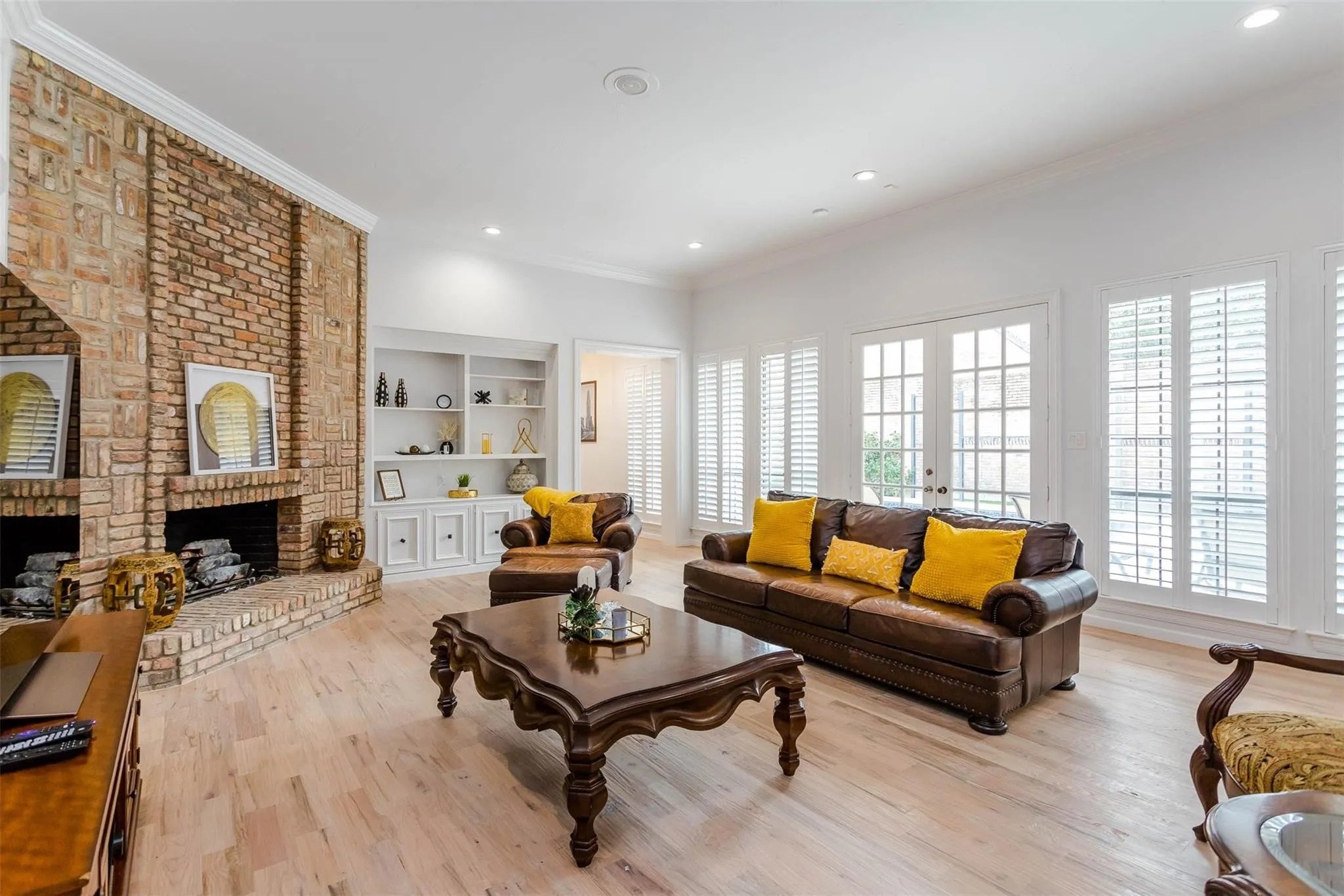 Single Family Residence For Rent in Dallas County , 11712 Forest Court, Dallas, Texas 75230, 4 Bedrooms, 5 Bathrooms, 2 Garage spaces, 3,788 Sqft, built in 1982, Price $15,000, mls#21292038, Real Estate Agent in Dallas, Homes For Rent in Dallas county, Homes For Rent in Dallas, Realtor in Dallas Texas, Real Estate Brokerage Independent Realty Texas, Luminita Cordes Realtor