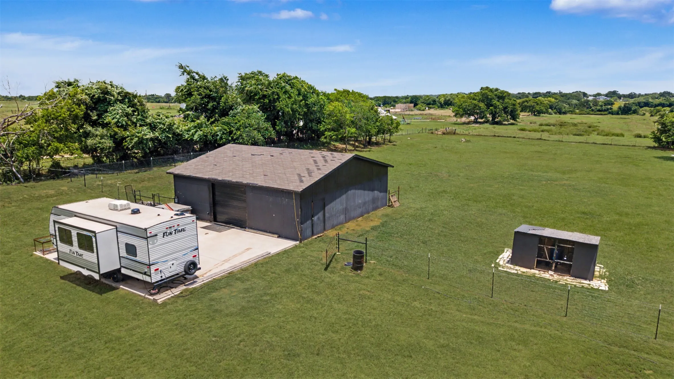 Improved Land For Sale in Johnson County , 3718 County Road 801, Cleburne, Texas 76031, 0, 0, Garage spaces, 0 Sqft, built in 0, Price $650,000, mls#21292042, Real Estate Agent in Cleburne, Homes For Sale in Johnson county, Homes For Sale in Cleburne, Realtor in Cleburne Texas, Real Estate Brokerage Independent Realty Texas, Luminita Cordes Realtor