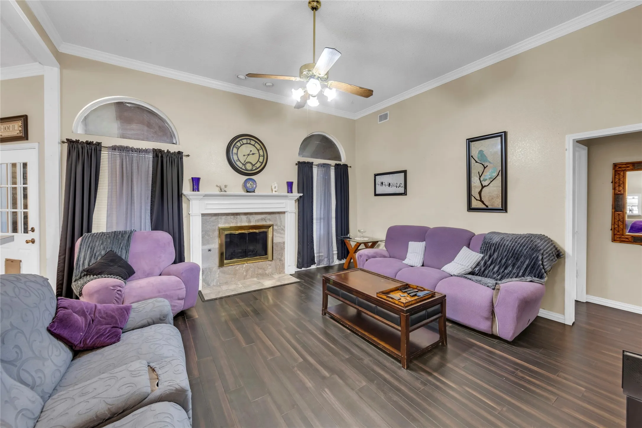 Single Family Residence For Sale in Dallas County , 1623 Ariel Drive, Mesquite, Texas 75181, 3 Bedroom, 2 Bathroom, 2 Garage spaces, 1,936 Sqft, built in 1994, mls#21289151, Real Estate Agent in Mesquite, Homes For Sale in Dallas county, Homes For Sale in Mesquite, Realtor in Mesquite Texas, Real Estate Brokerage Independent Realty Texas, Luminita Cordes Realtor