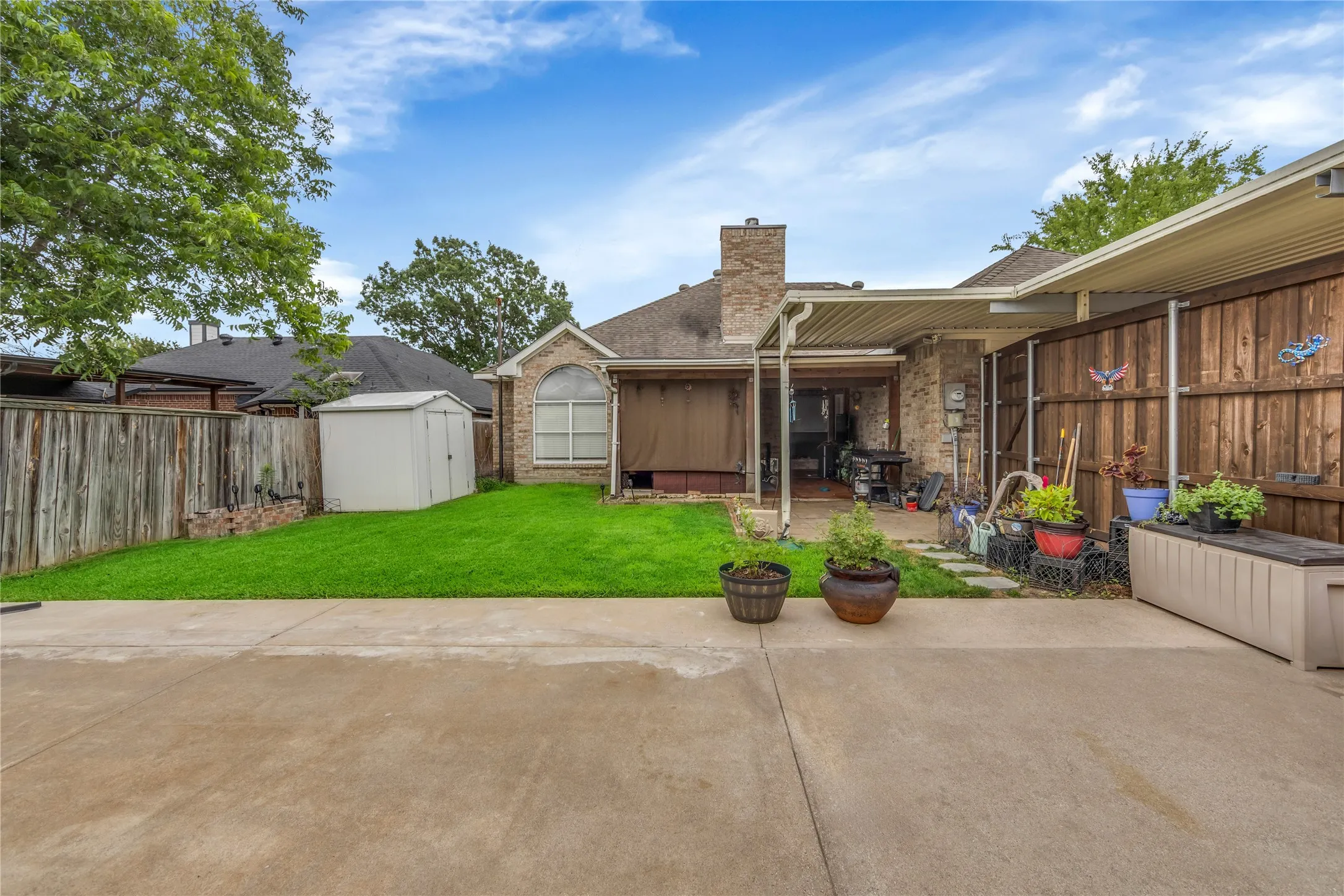 Single Family Residence For Sale in Dallas County , 1623 Ariel Drive, Mesquite, Texas 75181, 3 Bedroom, 2 Bathroom, 2 Garage spaces, 1,936 Sqft, built in 1994, mls#21289151, Real Estate Agent in Mesquite, Homes For Sale in Dallas county, Homes For Sale in Mesquite, Realtor in Mesquite Texas, Real Estate Brokerage Independent Realty Texas, Luminita Cordes Realtor