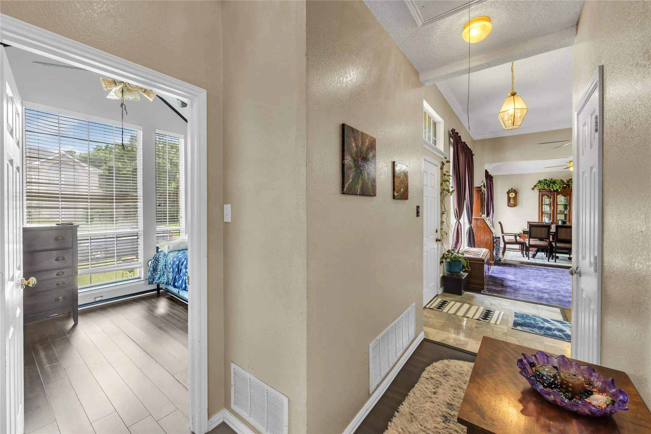 Single Family Residence For Sale in Dallas County , 1623 Ariel Drive, Mesquite, Texas 75181, 3 Bedroom, 2 Bathroom, 2 Garage spaces, 1,936 Sqft, built in 1994, mls#21289151, Real Estate Agent in Mesquite, Homes For Sale in Dallas county, Homes For Sale in Mesquite, Realtor in Mesquite Texas, Real Estate Brokerage Independent Realty Texas, Luminita Cordes Realtor