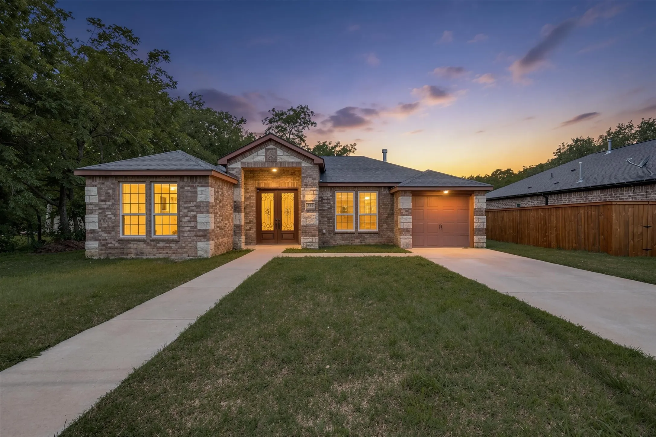 Single Family Residence For Sale in Cooke County , 343 N Morris Street, Gainesville, Texas 76240, 3 Bedroom, 2 Bathroom, 1 Garage spaces, 1,490 Sqft, built in 2021, mls#21291869, Real Estate Agent in Gainesville, Homes For Sale in Cooke county, Homes For Sale in Gainesville, Realtor in Gainesville Texas, Real Estate Brokerage Independent Realty Texas, Luminita Cordes Realtor