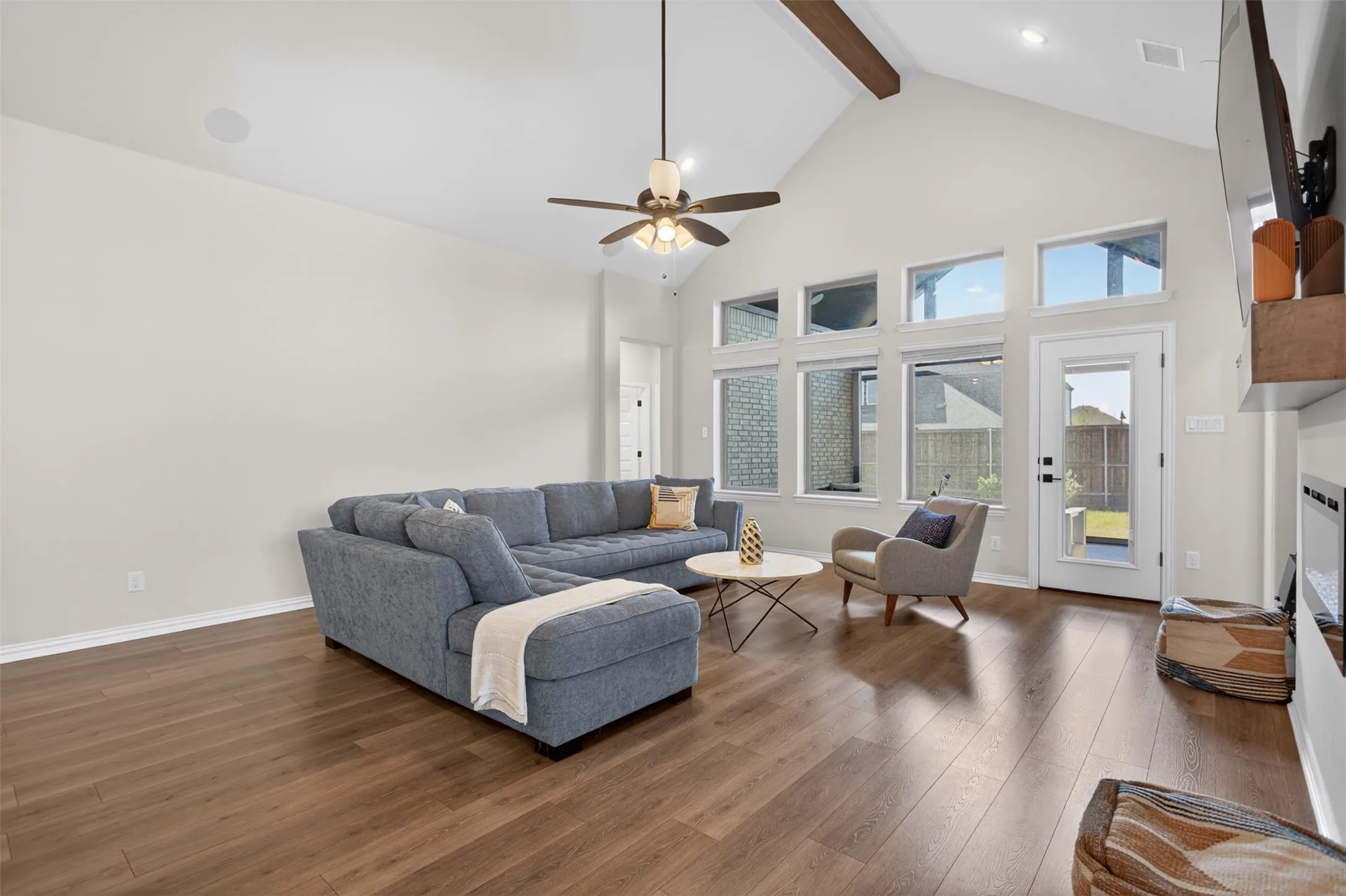 Single Family Residence For Sale in Kaufman County , 1121 Alaska Drive, Forney, Texas 75126, 4 Bedroom, 3 Bathroom, 2 Garage spaces, 2,698 Sqft, built in 2023, mls#21291877, Real Estate Agent in Forney, Homes For Sale in Kaufman county, Homes For Sale in Forney, Realtor in Forney Texas, Real Estate Brokerage Independent Realty Texas, Luminita Cordes Realtor