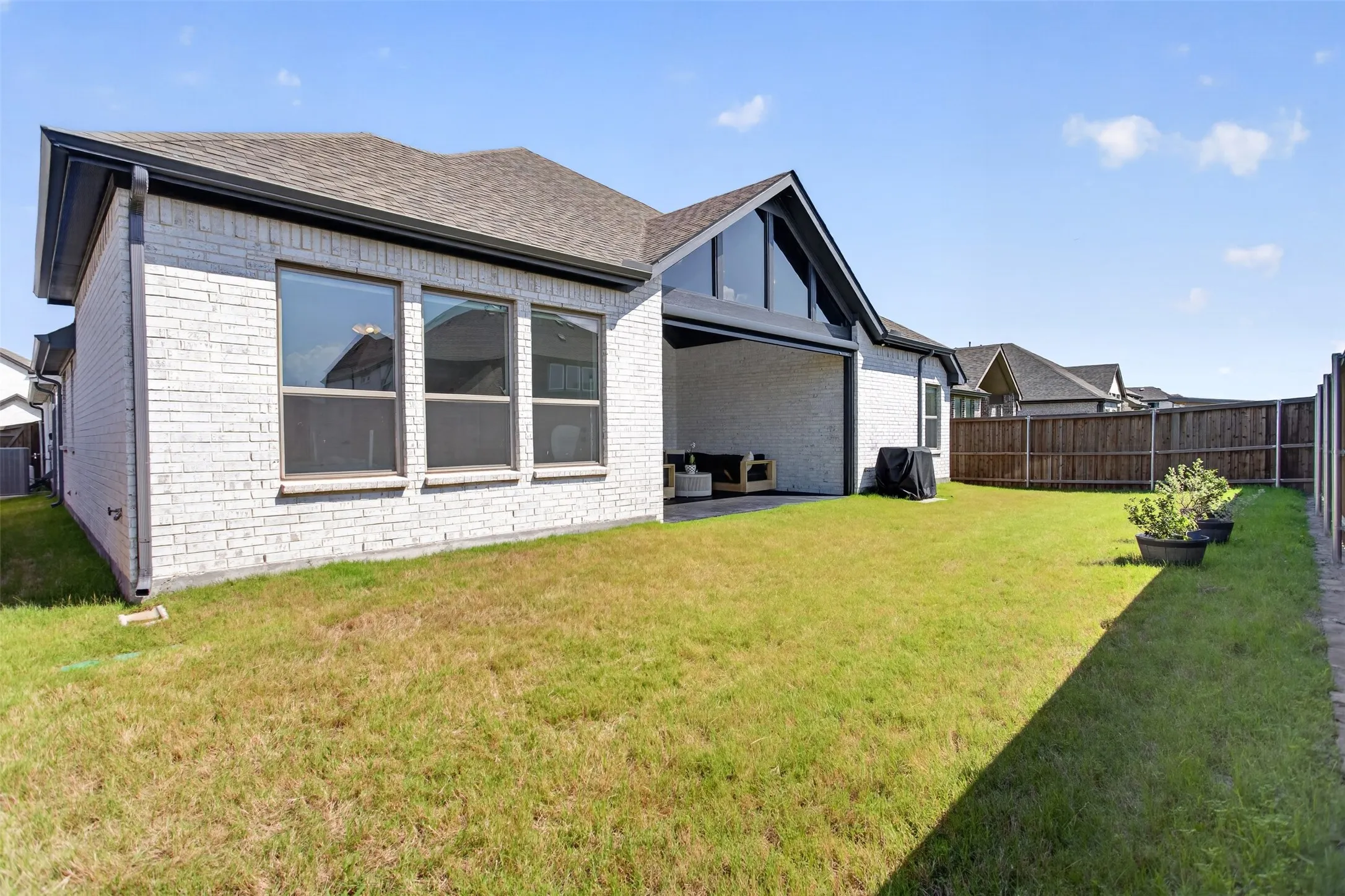 Single Family Residence For Sale in Kaufman County , 1121 Alaska Drive, Forney, Texas 75126, 4 Bedroom, 3 Bathroom, 2 Garage spaces, 2,698 Sqft, built in 2023, mls#21291877, Real Estate Agent in Forney, Homes For Sale in Kaufman county, Homes For Sale in Forney, Realtor in Forney Texas, Real Estate Brokerage Independent Realty Texas, Luminita Cordes Realtor