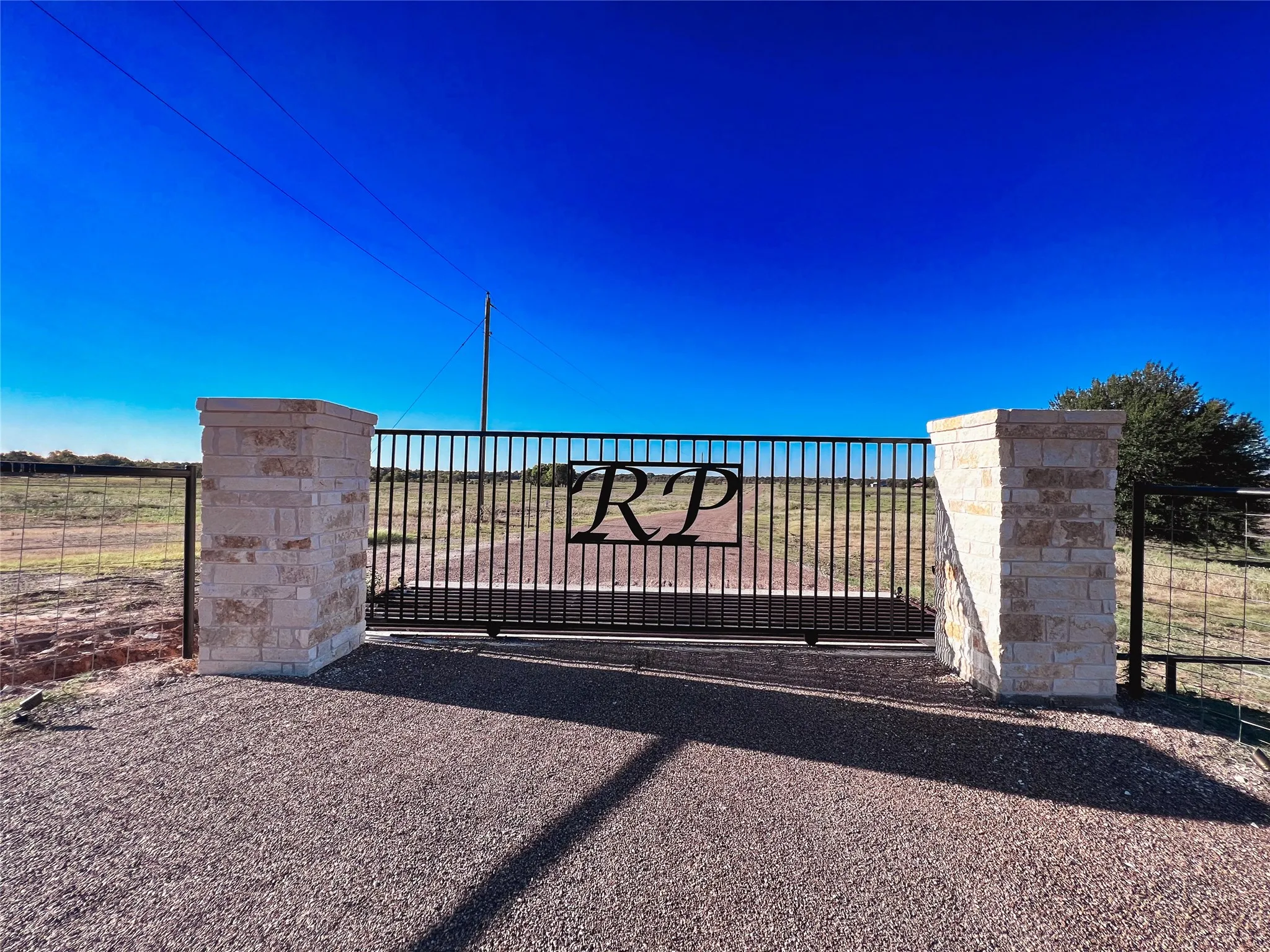 River Point offers the ideal blend of gated privacy and space for a custom barndominium lifestyle.