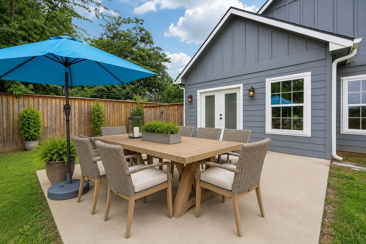 Single Family Residence For Sale in Kaufman County , 116 E Bexar Street, Mabank, Texas 75147, 3 Bedroom, 2 Bathroom, 2 Garage spaces, 1,721 Sqft, built in 2021, mls#21291817, Real Estate Agent in Mabank, Homes For Sale in Kaufman county, Homes For Sale in Mabank, Realtor in Mabank Texas, Real Estate Brokerage Independent Realty Texas, Luminita Cordes Realtor