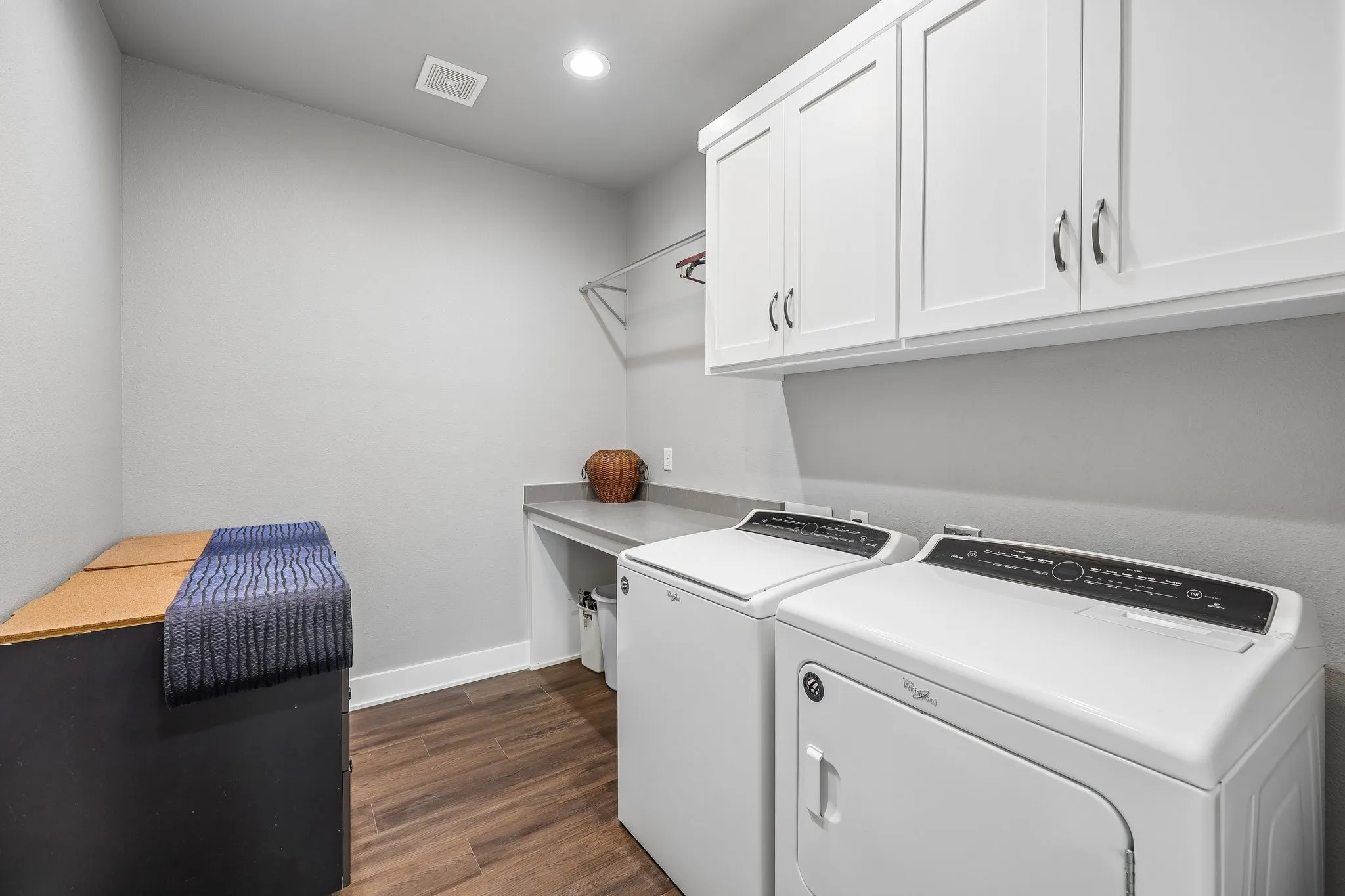 Single Family Residence For Sale in Kaufman County , 116 E Bexar Street, Mabank, Texas 75147, 3 Bedroom, 2 Bathroom, 2 Garage spaces, 1,721 Sqft, built in 2021, mls#21291817, Real Estate Agent in Mabank, Homes For Sale in Kaufman county, Homes For Sale in Mabank, Realtor in Mabank Texas, Real Estate Brokerage Independent Realty Texas, Luminita Cordes Realtor