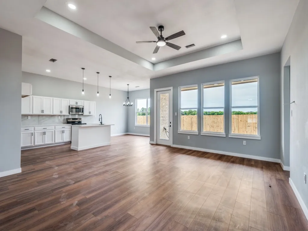 Single Family Residence For Sale in Comanche County , 856 Buck Board Drive, De Leon, Texas 76444, 3 Bedroom, 2 Bathroom, 2 Garage spaces, 1,667 Sqft, built in 2025, mls#21292114, Real Estate Agent in De Leon, Homes For Sale in Comanche county, Homes For Sale in De Leon, Realtor in De Leon Texas, Real Estate Brokerage Independent Realty Texas, Luminita Cordes Realtor