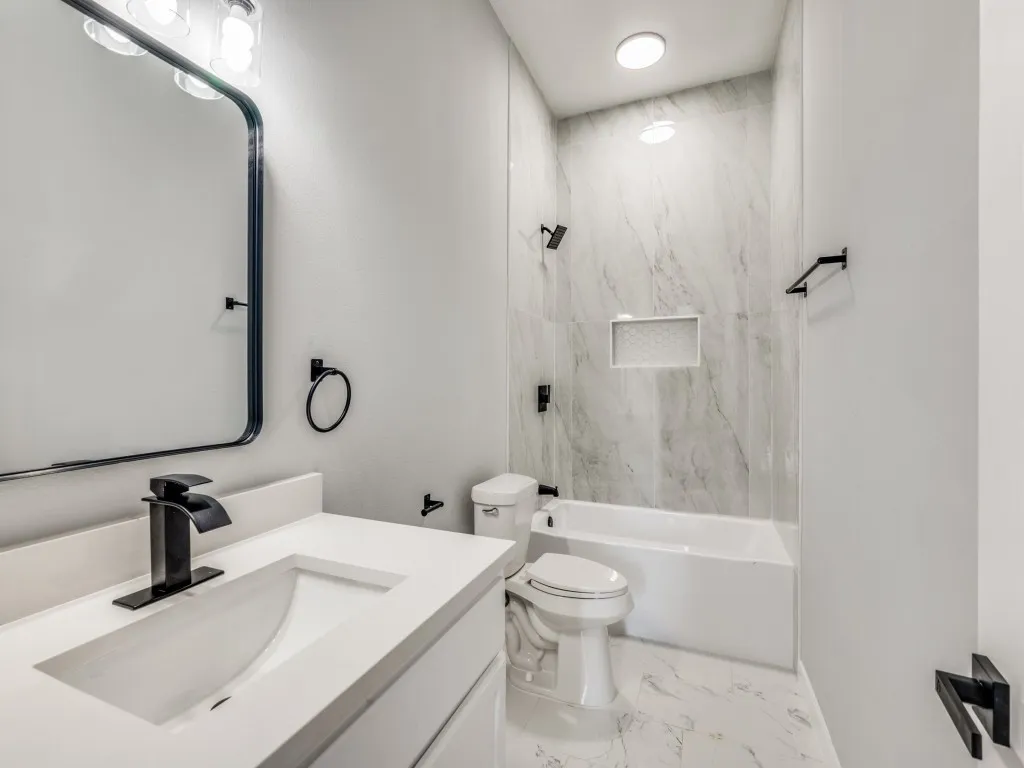 Single Family Residence For Sale in Comanche County , 856 Buck Board Drive, De Leon, Texas 76444, 3 Bedroom, 2 Bathroom, 2 Garage spaces, 1,667 Sqft, built in 2025, mls#21292114, Real Estate Agent in De Leon, Homes For Sale in Comanche county, Homes For Sale in De Leon, Realtor in De Leon Texas, Real Estate Brokerage Independent Realty Texas, Luminita Cordes Realtor