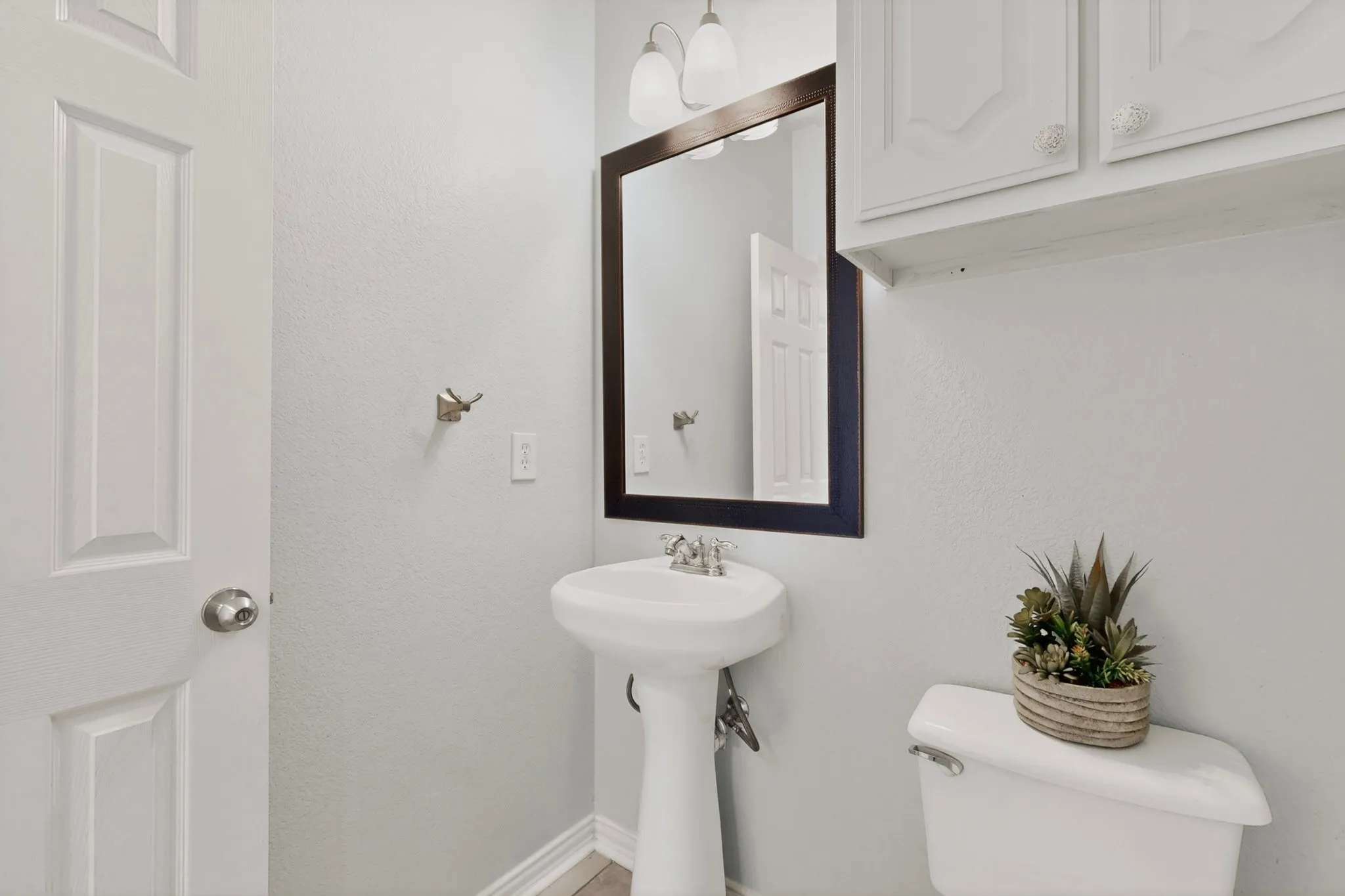 Single Family Residence For Sale in Rockwall County , 2837 Cobblestone Drive, Rockwall, Texas 75087, 4 Bedrooms, 3 Bathrooms, 2 Garage spaces, 2,846 Sqft, built in 2004, Price $455,000, mls#21287918, Real Estate Agent in Rockwall, Homes For Sale in Rockwall county, Homes For Sale in Rockwall, Realtor in Rockwall Texas, Real Estate Brokerage Independent Realty Texas, Luminita Cordes Realtor