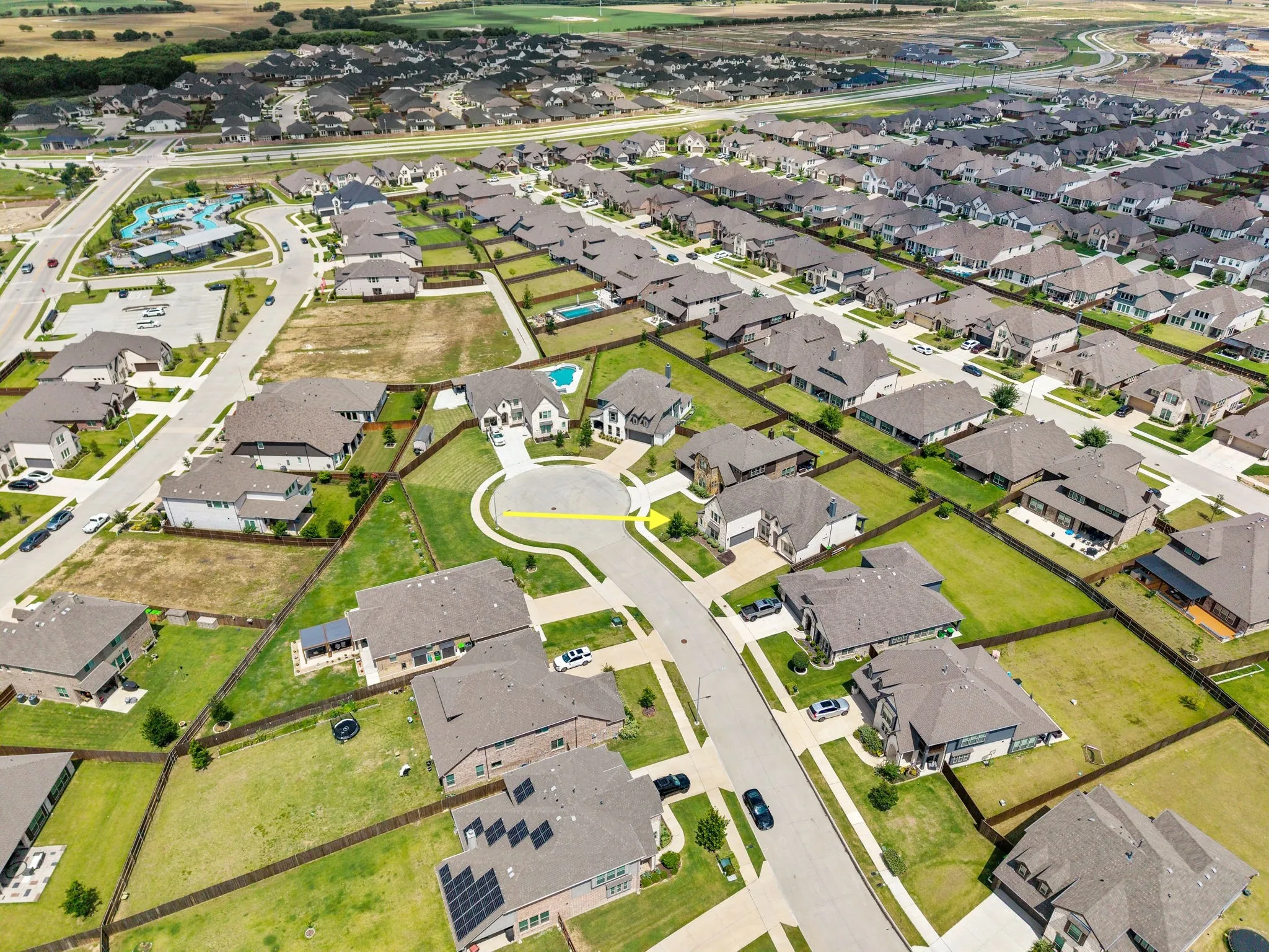 Single Family Residence For Sale in Denton County , 1013 Firecracker Drive, Justin, Texas 76247, 5 Bedroom, 5 Bathroom, 2 Garage spaces, 3,581 Sqft, built in 2023, mls#21292064, Real Estate Agent in Justin, Homes For Sale in Denton county, Homes For Sale in Justin, Realtor in Justin Texas, Real Estate Brokerage Independent Realty Texas, Luminita Cordes Realtor