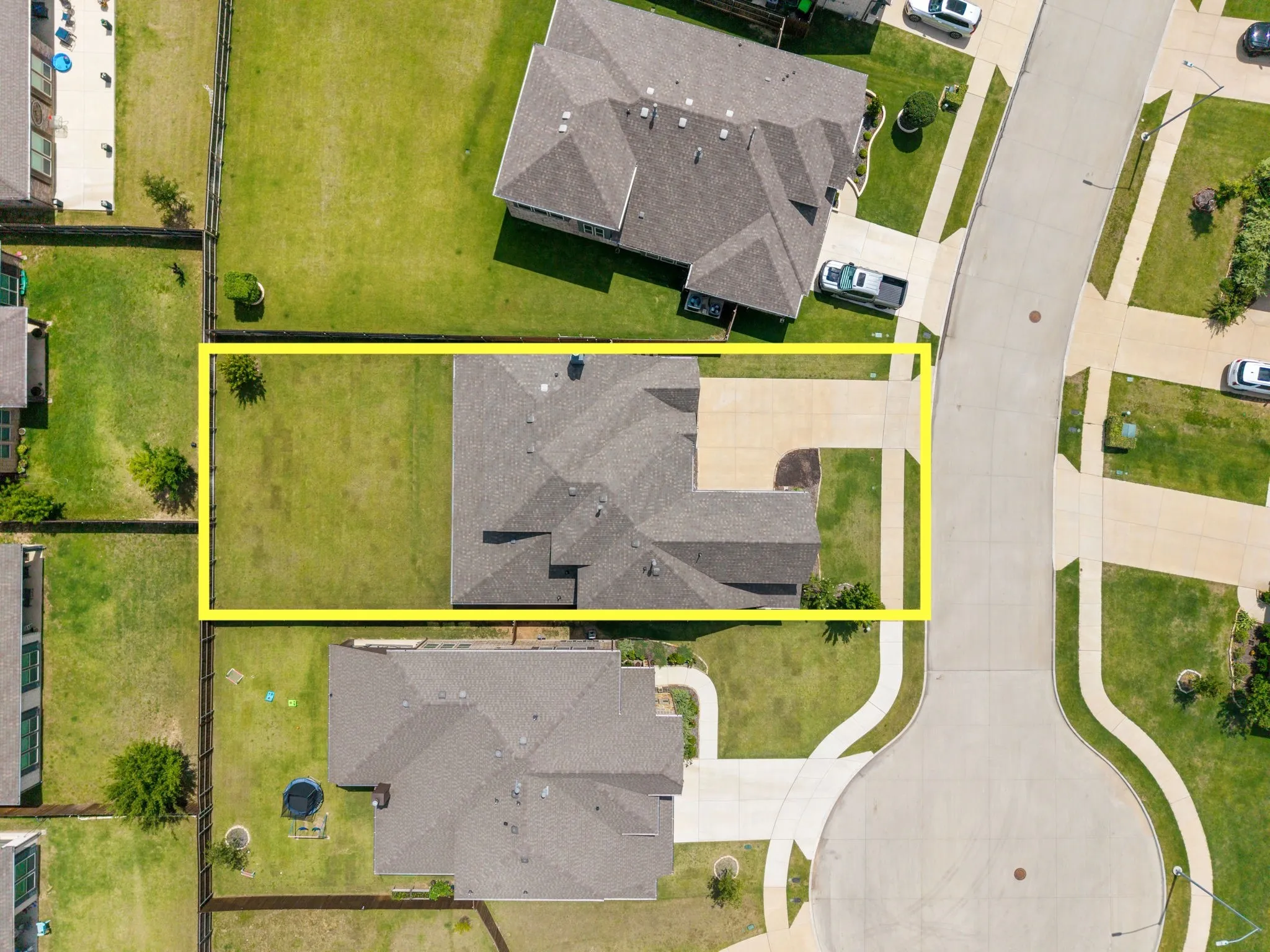 Single Family Residence For Sale in Denton County , 1013 Firecracker Drive, Justin, Texas 76247, 5 Bedroom, 5 Bathroom, 2 Garage spaces, 3,581 Sqft, built in 2023, mls#21292064, Real Estate Agent in Justin, Homes For Sale in Denton county, Homes For Sale in Justin, Realtor in Justin Texas, Real Estate Brokerage Independent Realty Texas, Luminita Cordes Realtor