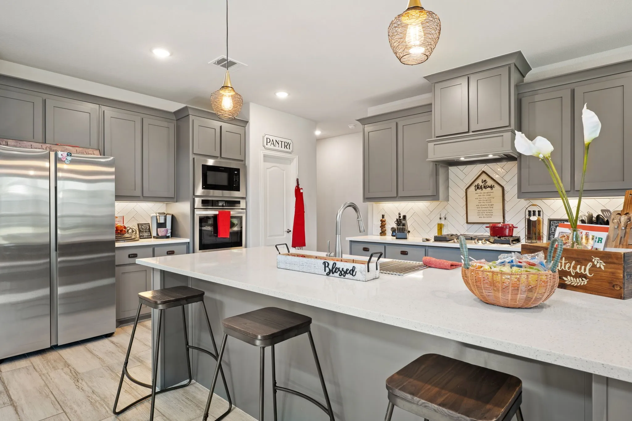 Single Family Residence For Sale in Denton County , 1013 Firecracker Drive, Justin, Texas 76247, 5 Bedroom, 5 Bathroom, 2 Garage spaces, 3,581 Sqft, built in 2023, mls#21292064, Real Estate Agent in Justin, Homes For Sale in Denton county, Homes For Sale in Justin, Realtor in Justin Texas, Real Estate Brokerage Independent Realty Texas, Luminita Cordes Realtor