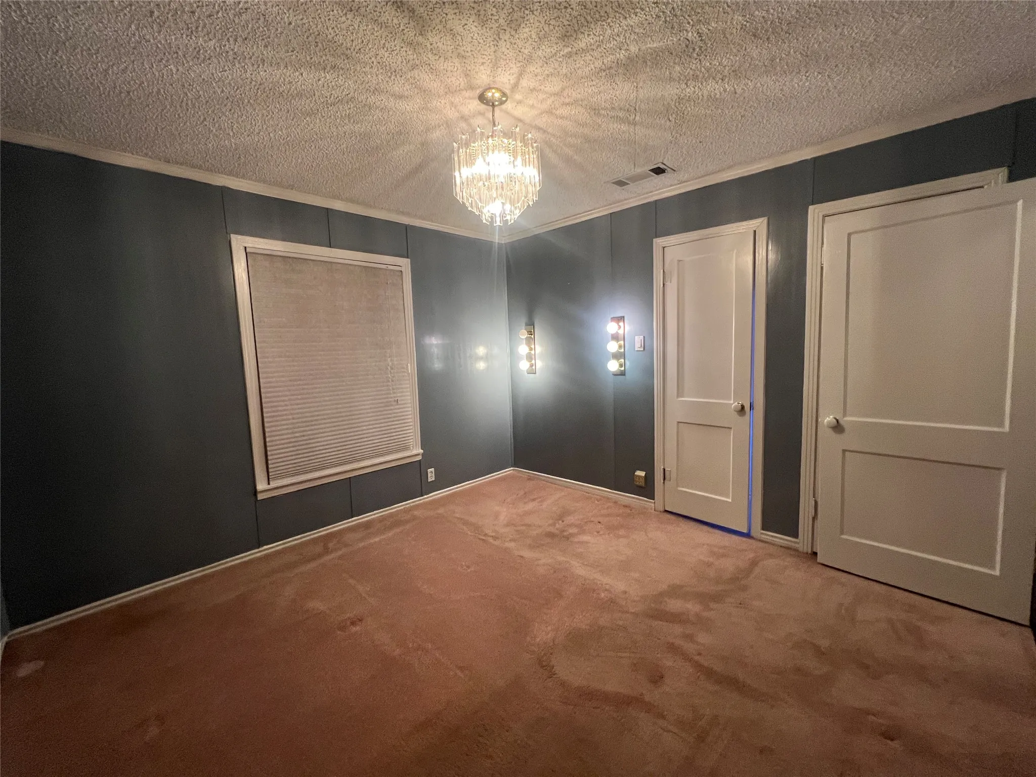 Single Family Residence For Rent in Tarrant County , 4233 Voncille Street, Haltom City, Texas 76117, 3 Bedroom, 1 Bathroom, 1 Garage spaces, 1,085 Sqft, built in 1953, mls#21289732, Real Estate Agent in Haltom City, Homes For Rent in Tarrant county, Homes For Rent in Haltom City, Realtor in Haltom City Texas, Real Estate Brokerage Independent Realty Texas, Luminita Cordes Realtor