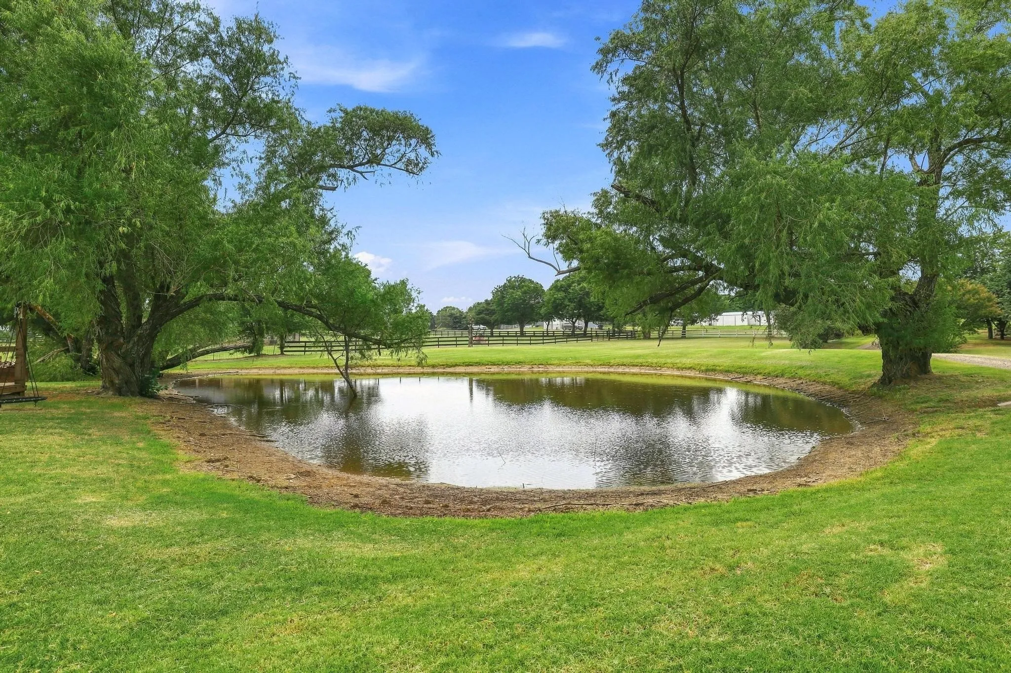 Single Family Residence For Sale in Grayson County , 30003 N State Hwy 289, Pottsboro, Texas 75076, 3 Bedroom, 2 Bathroom, Garage spaces, 1,856 Sqft, built in 1992, mls#21292158, Real Estate Agent in Pottsboro, Homes For Sale in Grayson county, Homes For Sale in Pottsboro, Realtor in Pottsboro Texas, Real Estate Brokerage Independent Realty Texas, Luminita Cordes Realtor
