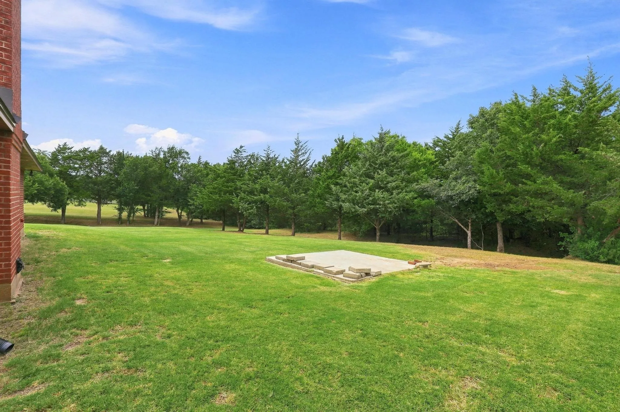 Single Family Residence For Sale in Grayson County , 30003 N State Hwy 289, Pottsboro, Texas 75076, 3 Bedroom, 2 Bathroom, Garage spaces, 1,856 Sqft, built in 1992, mls#21292158, Real Estate Agent in Pottsboro, Homes For Sale in Grayson county, Homes For Sale in Pottsboro, Realtor in Pottsboro Texas, Real Estate Brokerage Independent Realty Texas, Luminita Cordes Realtor