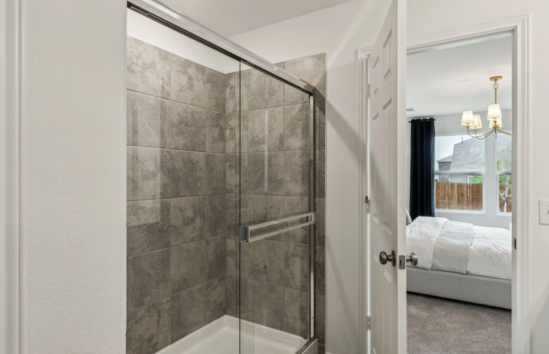 *Model Representation - Owner's private bath
