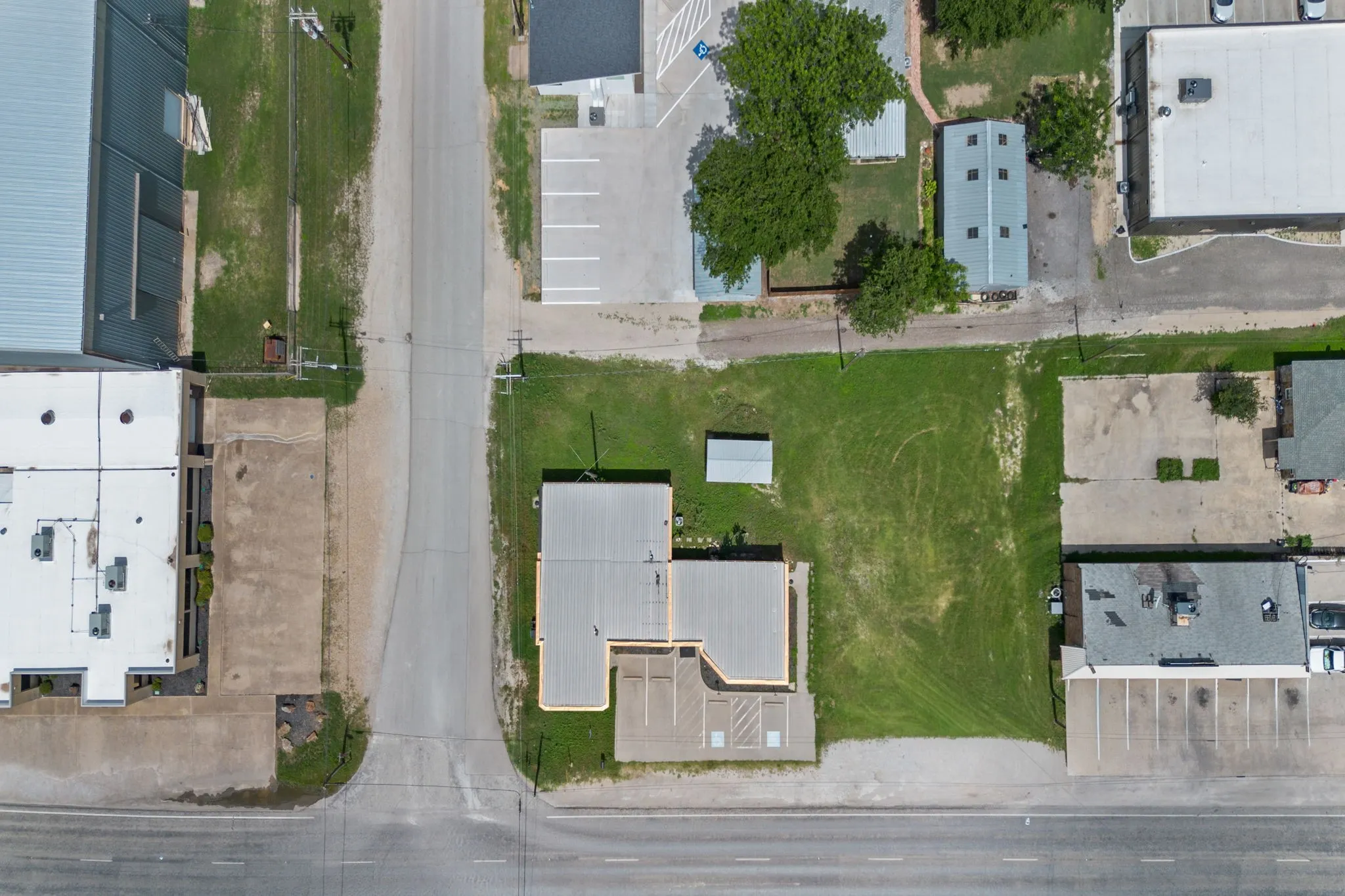 Business For Sale in Wise County , 190 N Main Street, Rhome, Texas 76078, 0, 0, Garage spaces, 0 Sqft, built in 1950, mls#21277440, Real Estate Agent in Rhome, Homes For Sale in Wise county, Homes For Sale in Rhome, Realtor in Rhome Texas, Real Estate Brokerage Independent Realty Texas, Luminita Cordes Realtor