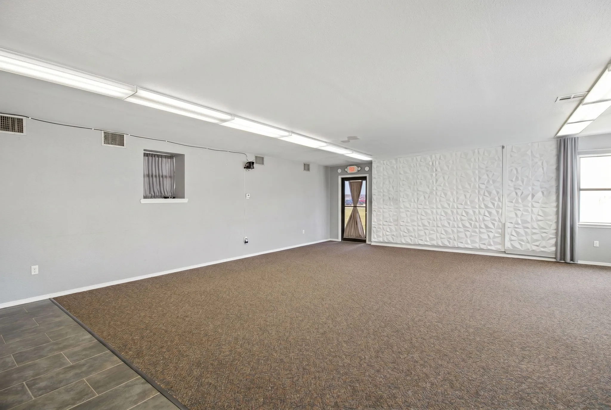 Business For Sale in Wise County , 190 N Main Street, Rhome, Texas 76078, 0, 0, Garage spaces, 0 Sqft, built in 1950, mls#21277440, Real Estate Agent in Rhome, Homes For Sale in Wise county, Homes For Sale in Rhome, Realtor in Rhome Texas, Real Estate Brokerage Independent Realty Texas, Luminita Cordes Realtor