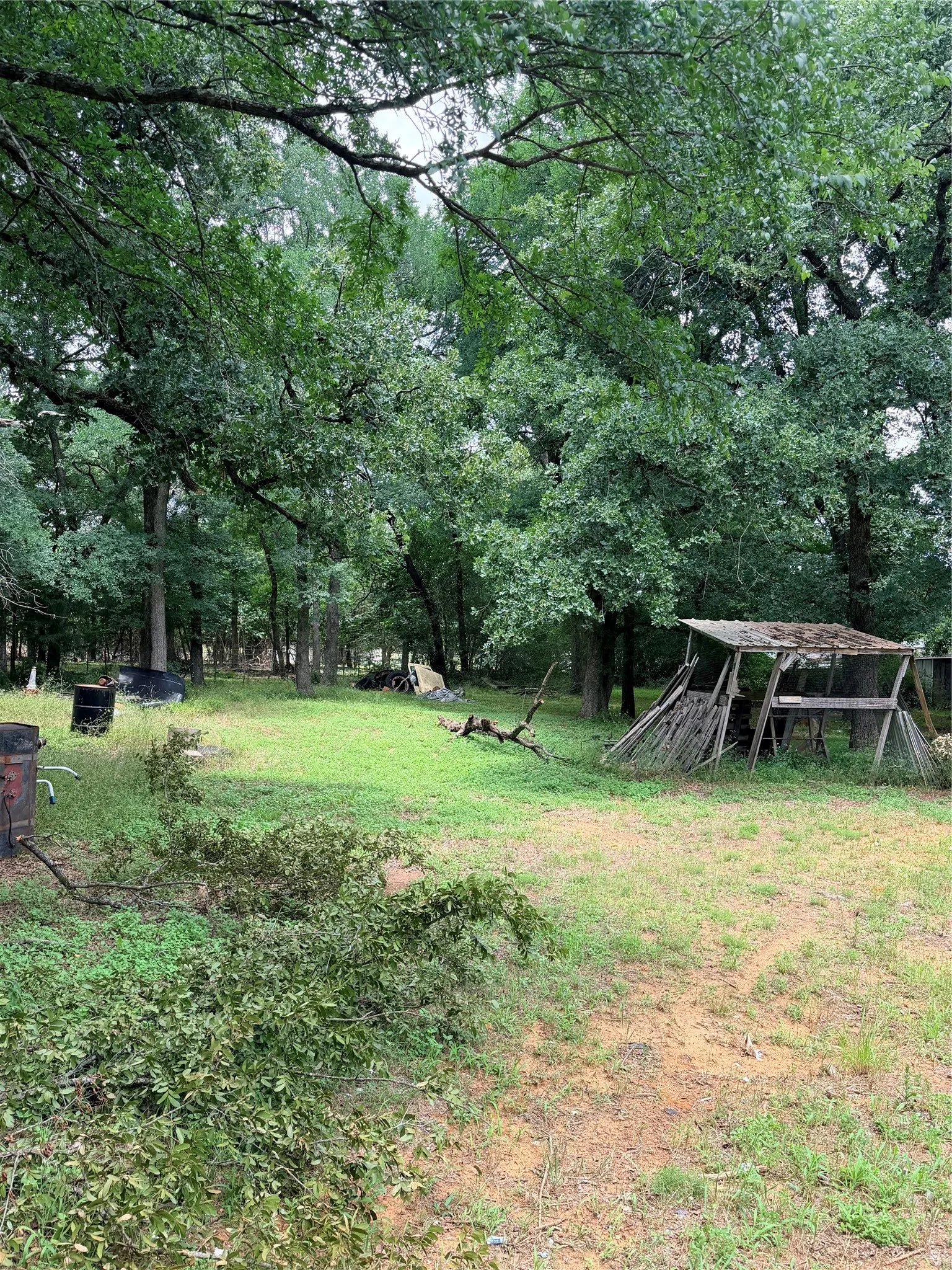 Single Family Residence For Sale in Johnson County , 2429 County Road 427a, Cleburne, Texas 76031, 3 Bedroom, 1 Bathroom, Garage spaces, 1,936 Sqft, built in 1975, mls#21292167, Real Estate Agent in Cleburne, Homes For Sale in Johnson county, Homes For Sale in Cleburne, Realtor in Cleburne Texas, Real Estate Brokerage Independent Realty Texas, Luminita Cordes Realtor