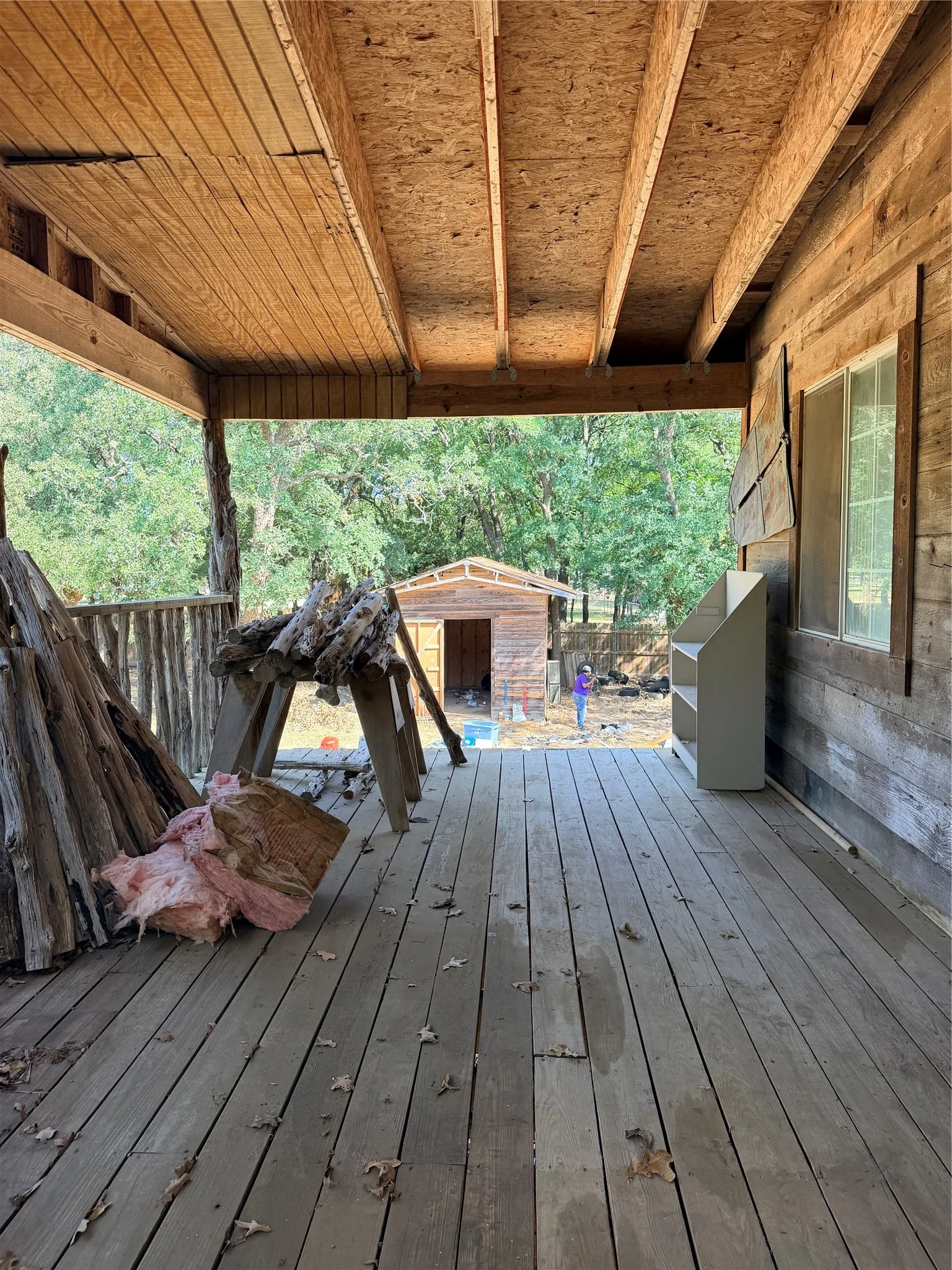 Single Family Residence For Sale in Johnson County , 2429 County Road 427a, Cleburne, Texas 76031, 3 Bedroom, 1 Bathroom, Garage spaces, 1,936 Sqft, built in 1975, mls#21292167, Real Estate Agent in Cleburne, Homes For Sale in Johnson county, Homes For Sale in Cleburne, Realtor in Cleburne Texas, Real Estate Brokerage Independent Realty Texas, Luminita Cordes Realtor