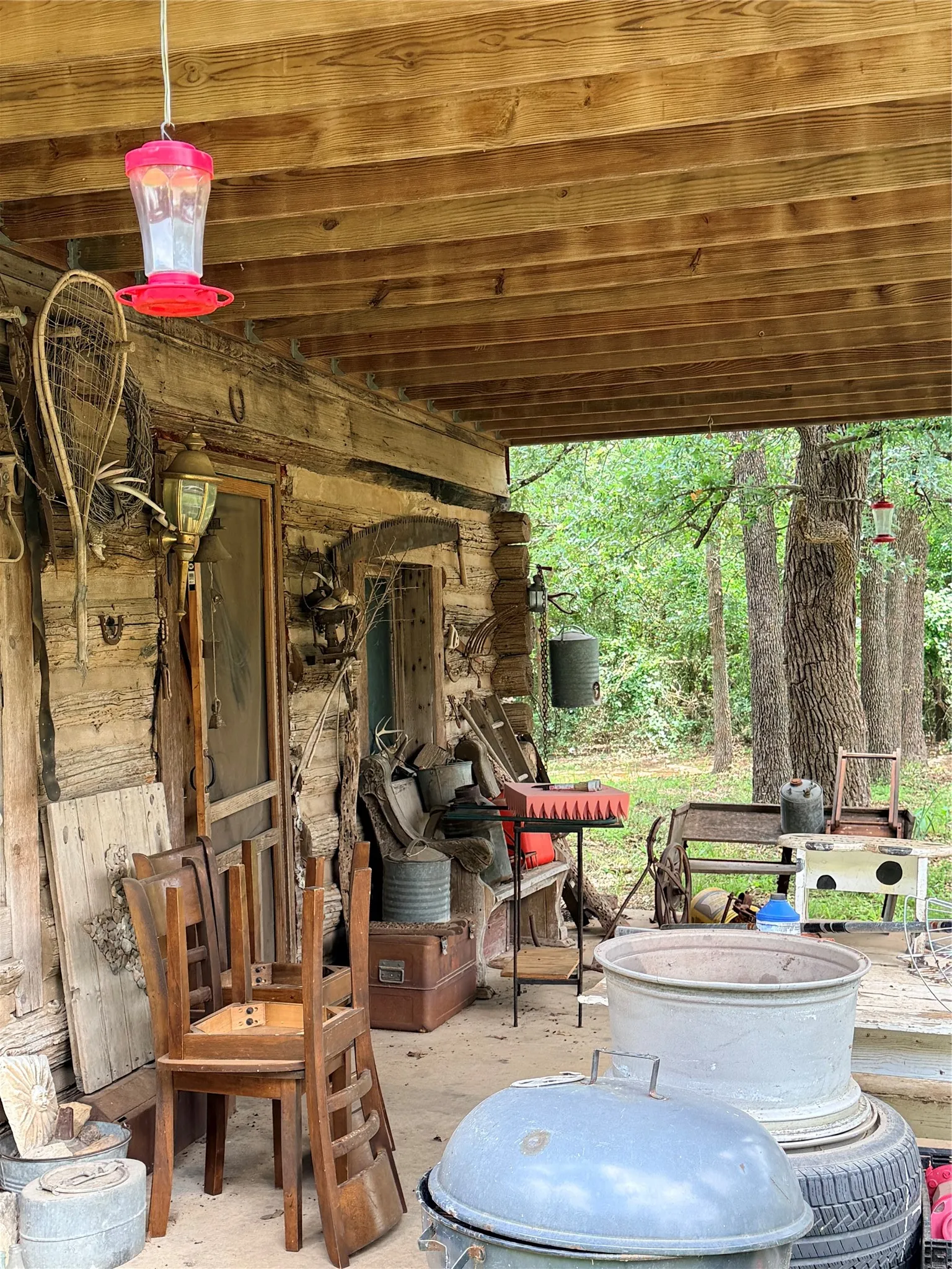Single Family Residence For Sale in Johnson County , 2429 County Road 427a, Cleburne, Texas 76031, 3 Bedroom, 1 Bathroom, Garage spaces, 1,936 Sqft, built in 1975, mls#21292167, Real Estate Agent in Cleburne, Homes For Sale in Johnson county, Homes For Sale in Cleburne, Realtor in Cleburne Texas, Real Estate Brokerage Independent Realty Texas, Luminita Cordes Realtor