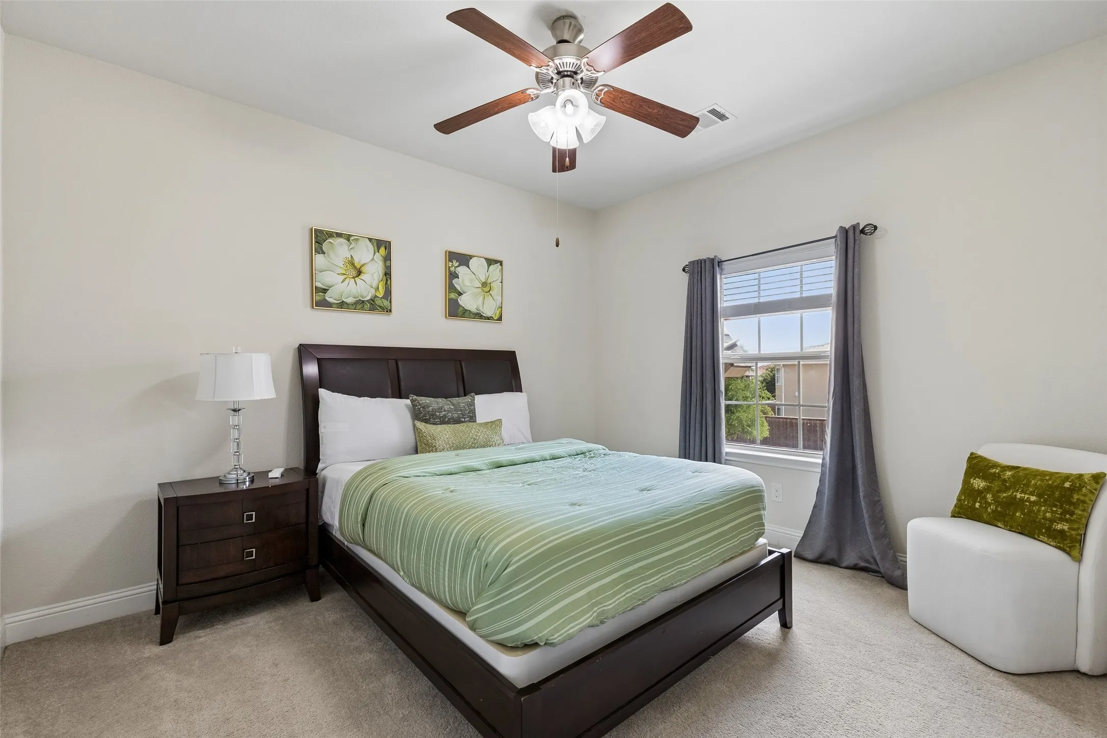 Single Family Residence For Sale in Collin County , 13430 Sellaronda Way, Frisco, Texas 75035, 5 Bedroom, 5 Bathroom, 3 Garage spaces, 5,132 Sqft, built in 2016, mls#21282649, Real Estate Agent in Frisco, Homes For Sale in Collin county, Homes For Sale in Frisco, Realtor in Frisco Texas, Real Estate Brokerage Independent Realty Texas, Luminita Cordes Realtor