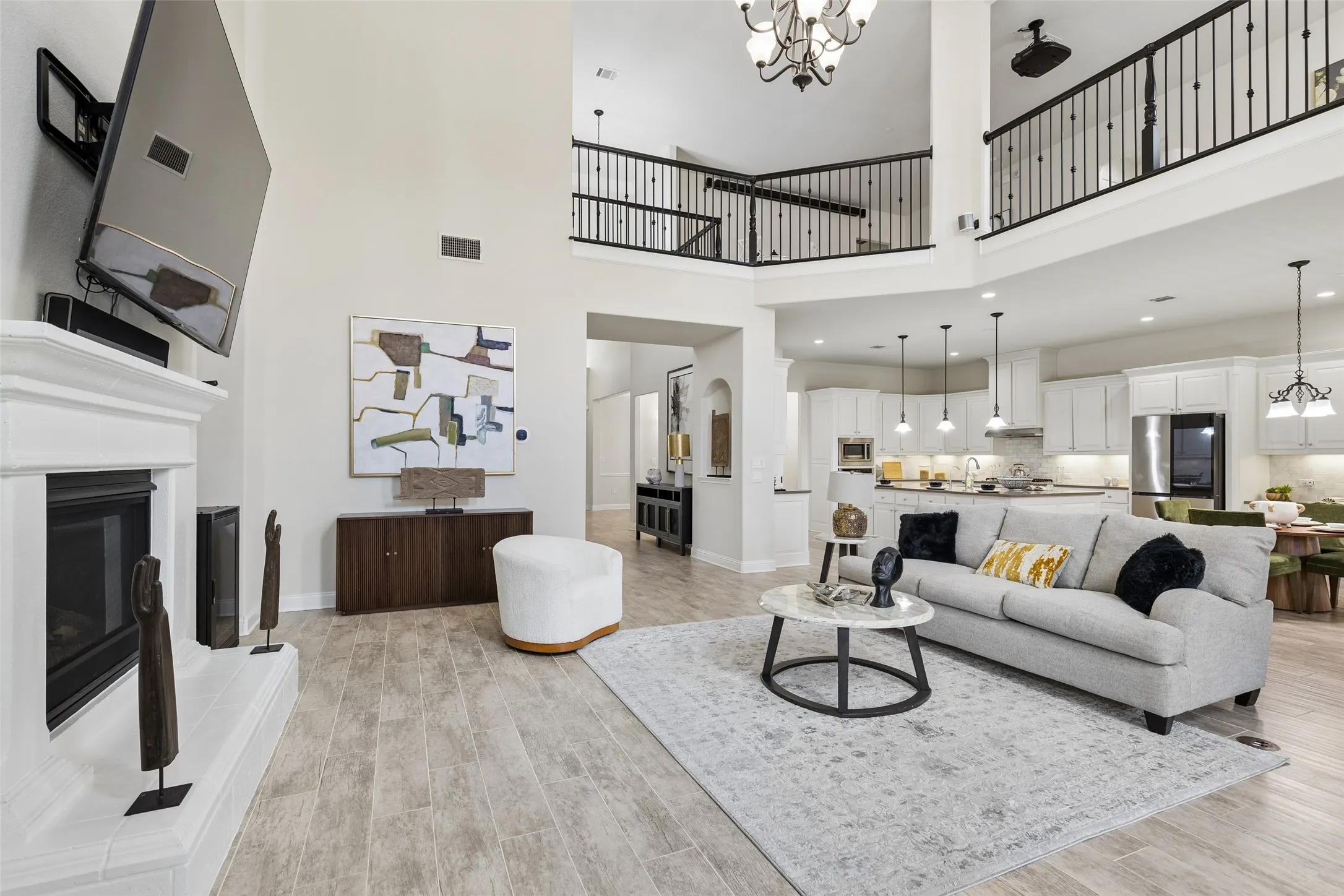 Single Family Residence For Sale in Collin County , 13430 Sellaronda Way, Frisco, Texas 75035, 5 Bedroom, 5 Bathroom, 3 Garage spaces, 5,132 Sqft, built in 2016, mls#21282649, Real Estate Agent in Frisco, Homes For Sale in Collin county, Homes For Sale in Frisco, Realtor in Frisco Texas, Real Estate Brokerage Independent Realty Texas, Luminita Cordes Realtor