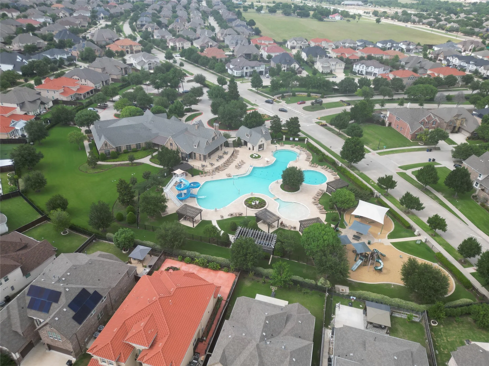 Single Family Residence For Sale in Collin County , 13430 Sellaronda Way, Frisco, Texas 75035, 5 Bedroom, 5 Bathroom, 3 Garage spaces, 5,132 Sqft, built in 2016, mls#21282649, Real Estate Agent in Frisco, Homes For Sale in Collin county, Homes For Sale in Frisco, Realtor in Frisco Texas, Real Estate Brokerage Independent Realty Texas, Luminita Cordes Realtor