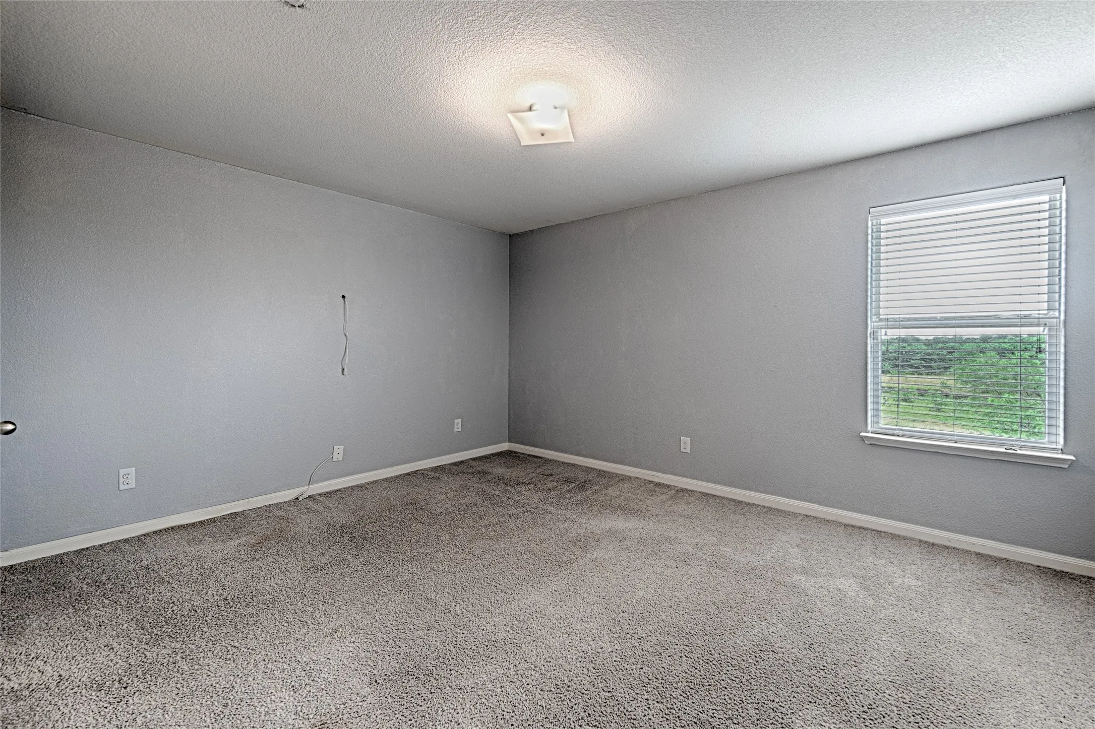 Single Family Residence For Sale in Kaufman County , 4200 Elderberry Street, Forney, Texas 75126, 5 Bedroom, 3 Bathroom, 2 Garage spaces, 2,724 Sqft, built in 2016, mls#21287542, Real Estate Agent in Forney, Homes For Sale in Kaufman county, Homes For Sale in Forney, Realtor in Forney Texas, Real Estate Brokerage Independent Realty Texas, Luminita Cordes Realtor