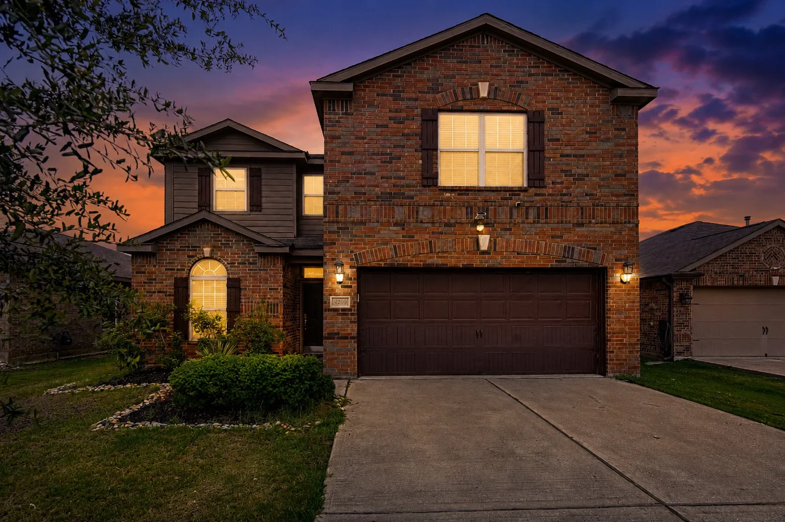 Single Family Residence For Sale in Kaufman County , 4200 Elderberry Street, Forney, Texas 75126, 5 Bedroom, 3 Bathroom, 2 Garage spaces, 2,724 Sqft, built in 2016, mls#21287542, Real Estate Agent in Forney, Homes For Sale in Kaufman county, Homes For Sale in Forney, Realtor in Forney Texas, Real Estate Brokerage Independent Realty Texas, Luminita Cordes Realtor