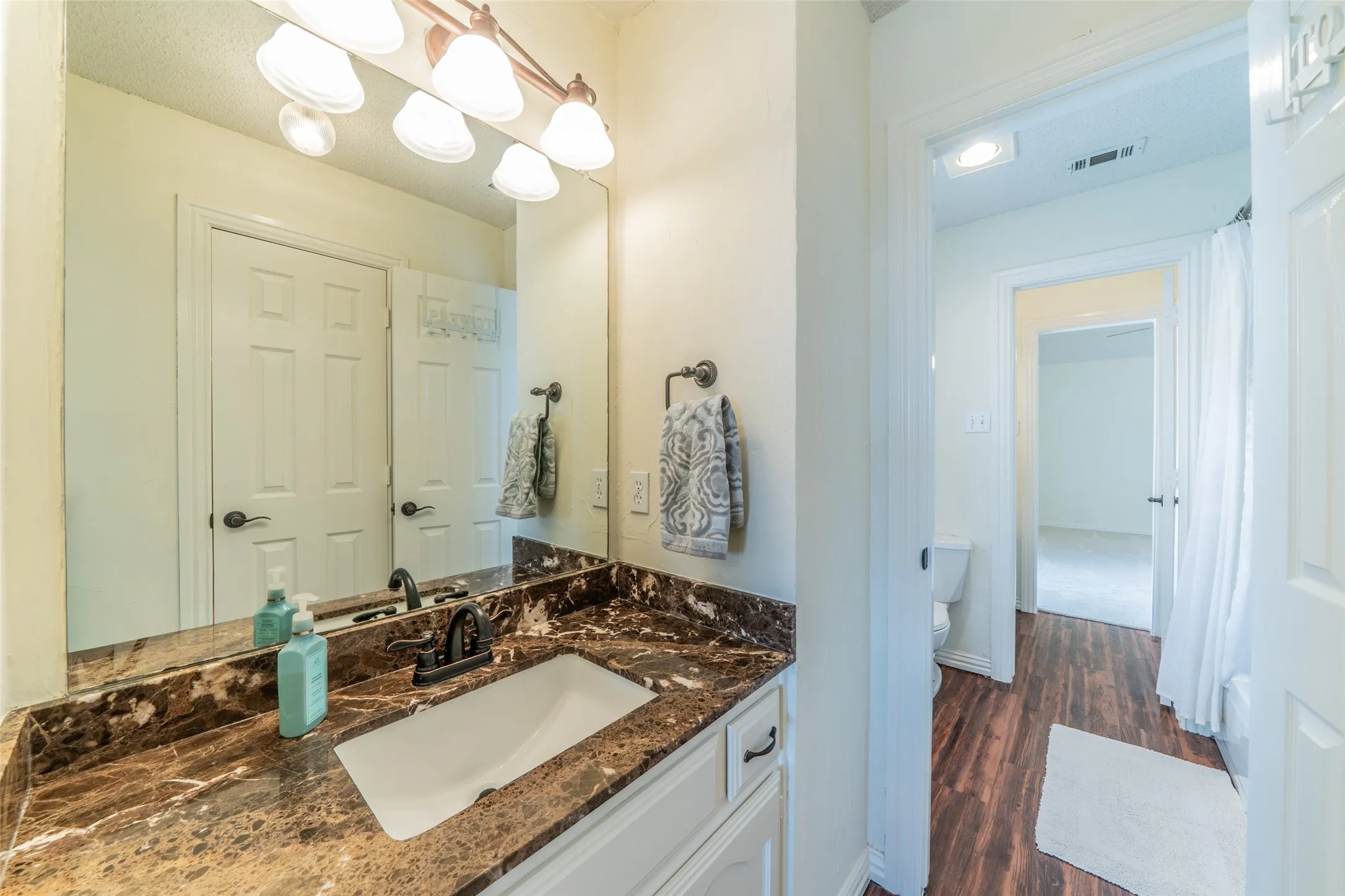 Single Family Residence For Sale in Collin County , 2700 Sunset Circle, Plano, Texas 75093, 4 Bedroom, 3 Bathroom, 3 Garage spaces, 3,759 Sqft, built in 1993, mls#21291663, Real Estate Agent in Plano, Homes For Sale in Collin county, Homes For Sale in Plano, Realtor in Plano Texas, Real Estate Brokerage Independent Realty Texas, Luminita Cordes Realtor