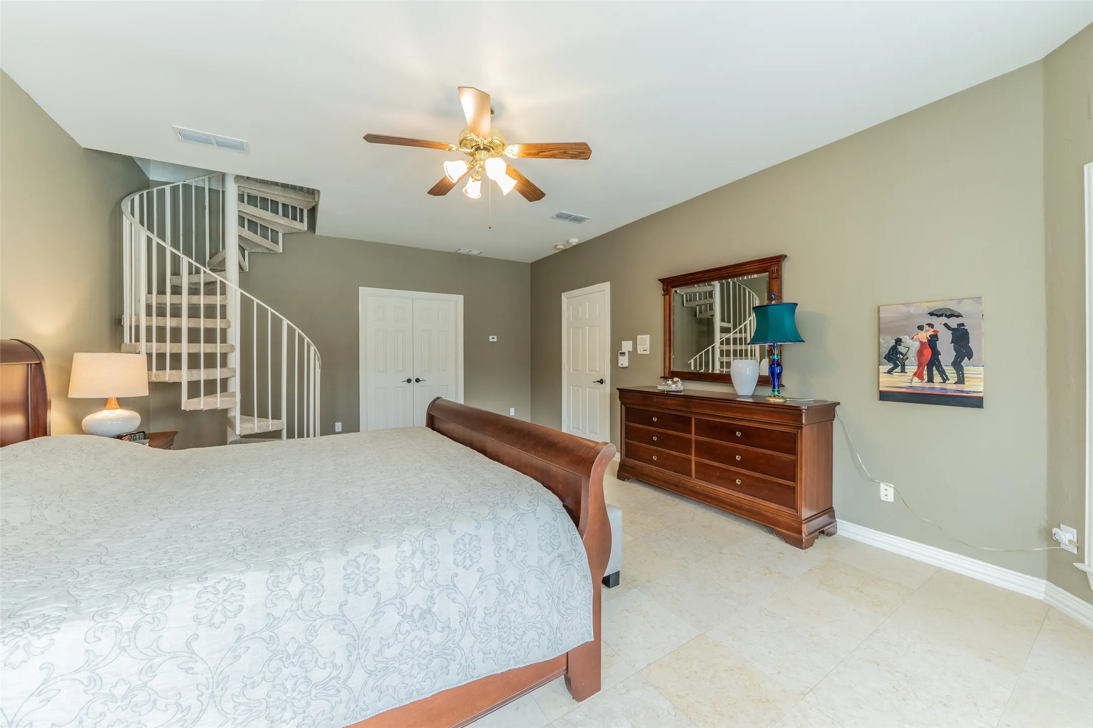 Single Family Residence For Sale in Collin County , 2700 Sunset Circle, Plano, Texas 75093, 4 Bedroom, 3 Bathroom, 3 Garage spaces, 3,759 Sqft, built in 1993, mls#21291663, Real Estate Agent in Plano, Homes For Sale in Collin county, Homes For Sale in Plano, Realtor in Plano Texas, Real Estate Brokerage Independent Realty Texas, Luminita Cordes Realtor