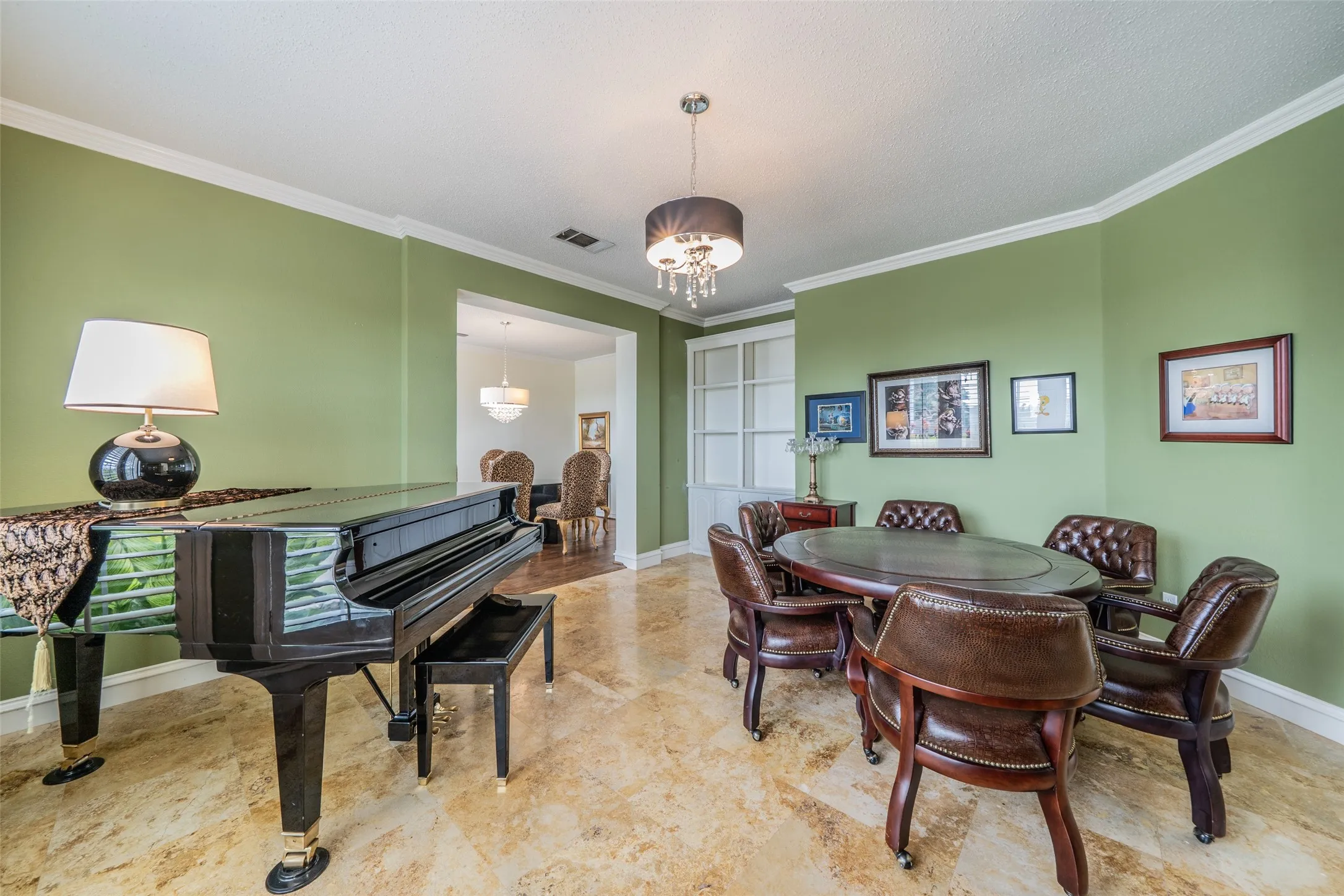 Single Family Residence For Sale in Collin County , 2700 Sunset Circle, Plano, Texas 75093, 4 Bedroom, 3 Bathroom, 3 Garage spaces, 3,759 Sqft, built in 1993, mls#21291663, Real Estate Agent in Plano, Homes For Sale in Collin county, Homes For Sale in Plano, Realtor in Plano Texas, Real Estate Brokerage Independent Realty Texas, Luminita Cordes Realtor