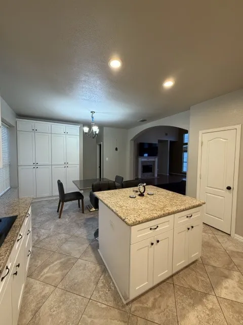 Single Family Residence For Sale in Denton County , 1409 Mayflower Lane, Lewisville, Texas 75077, 4 Bedroom, 3 Bathroom, 2 Garage spaces, 2,525 Sqft, built in 1994, mls#21284605, Real Estate Agent in Lewisville, Homes For Sale in Denton county, Homes For Sale in Lewisville, Realtor in Lewisville Texas, Real Estate Brokerage Independent Realty Texas, Luminita Cordes Realtor