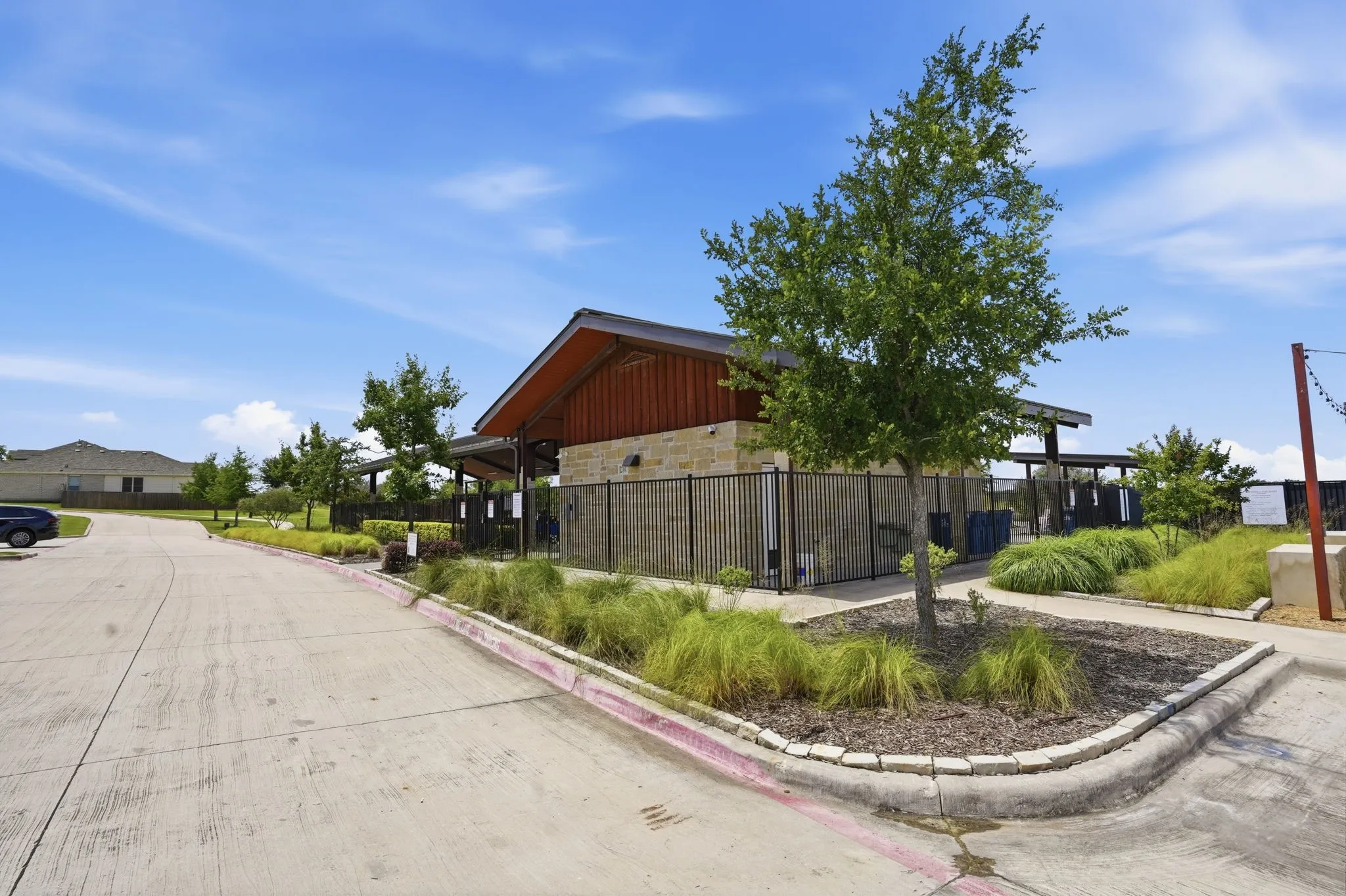 Single Family Residence For Sale in Denton County , 1013 Vernon Drive, Aubrey, Texas 76227, 3 Bedroom, 2 Bathroom, 2 Garage spaces, 1,412 Sqft, built in 2022, mls#21288585, Real Estate Agent in Aubrey, Homes For Sale in Denton county, Homes For Sale in Aubrey, Realtor in Aubrey Texas, Real Estate Brokerage Independent Realty Texas, Luminita Cordes Realtor