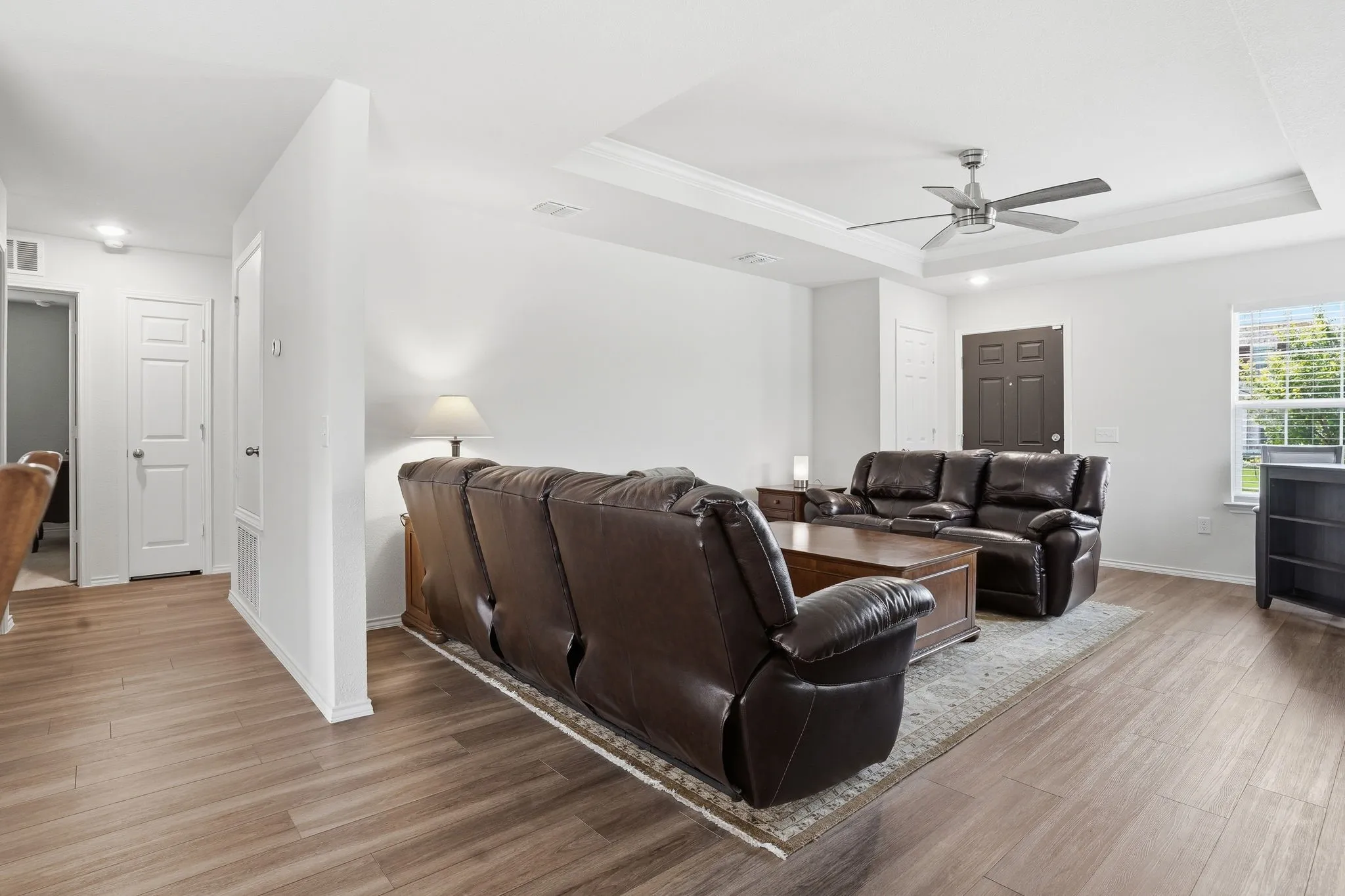 Single Family Residence For Sale in Denton County , 1013 Vernon Drive, Aubrey, Texas 76227, 3 Bedroom, 2 Bathroom, 2 Garage spaces, 1,412 Sqft, built in 2022, mls#21288585, Real Estate Agent in Aubrey, Homes For Sale in Denton county, Homes For Sale in Aubrey, Realtor in Aubrey Texas, Real Estate Brokerage Independent Realty Texas, Luminita Cordes Realtor