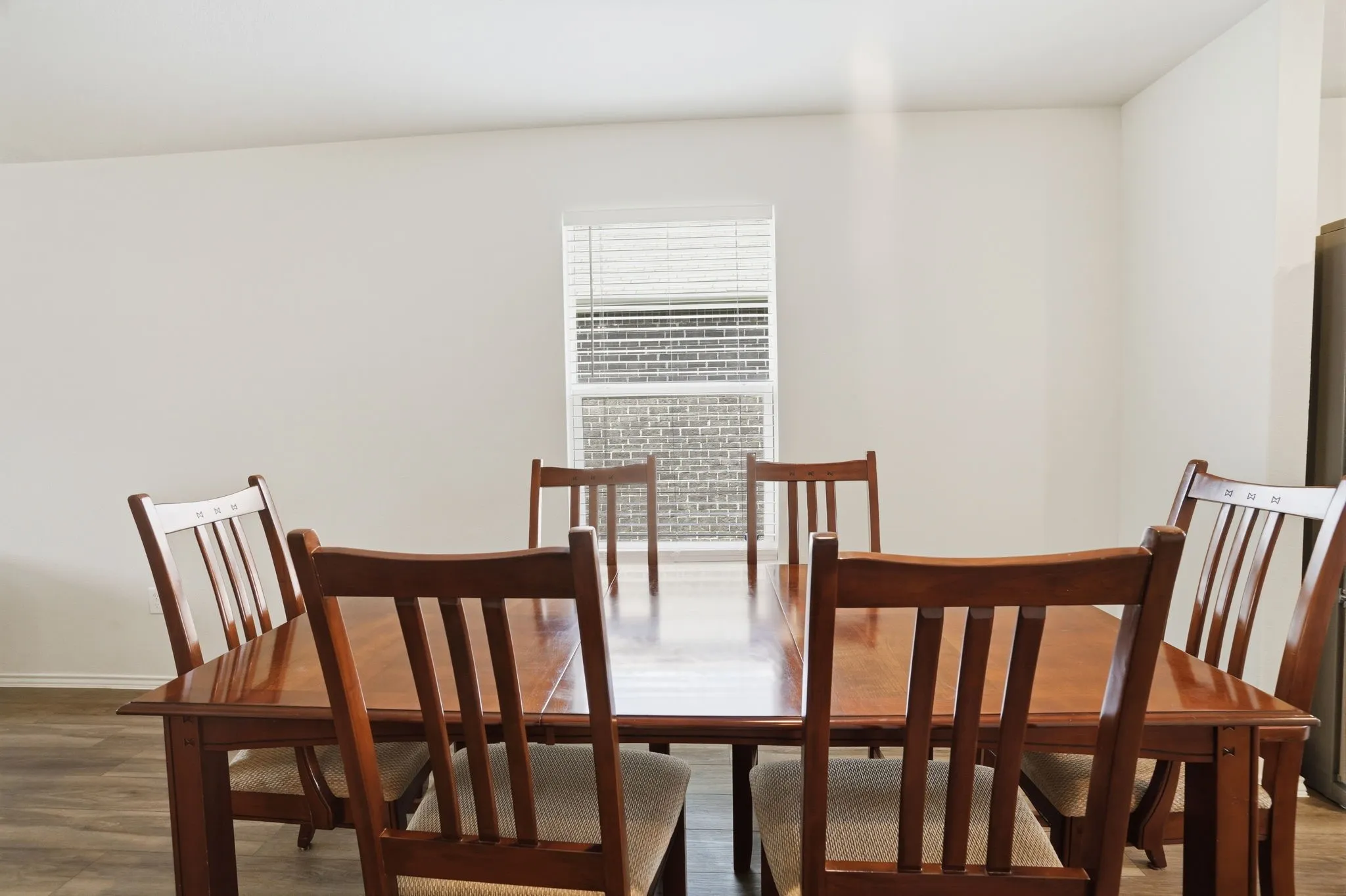 Single Family Residence For Sale in Denton County , 1013 Vernon Drive, Aubrey, Texas 76227, 3 Bedroom, 2 Bathroom, 2 Garage spaces, 1,412 Sqft, built in 2022, mls#21288585, Real Estate Agent in Aubrey, Homes For Sale in Denton county, Homes For Sale in Aubrey, Realtor in Aubrey Texas, Real Estate Brokerage Independent Realty Texas, Luminita Cordes Realtor