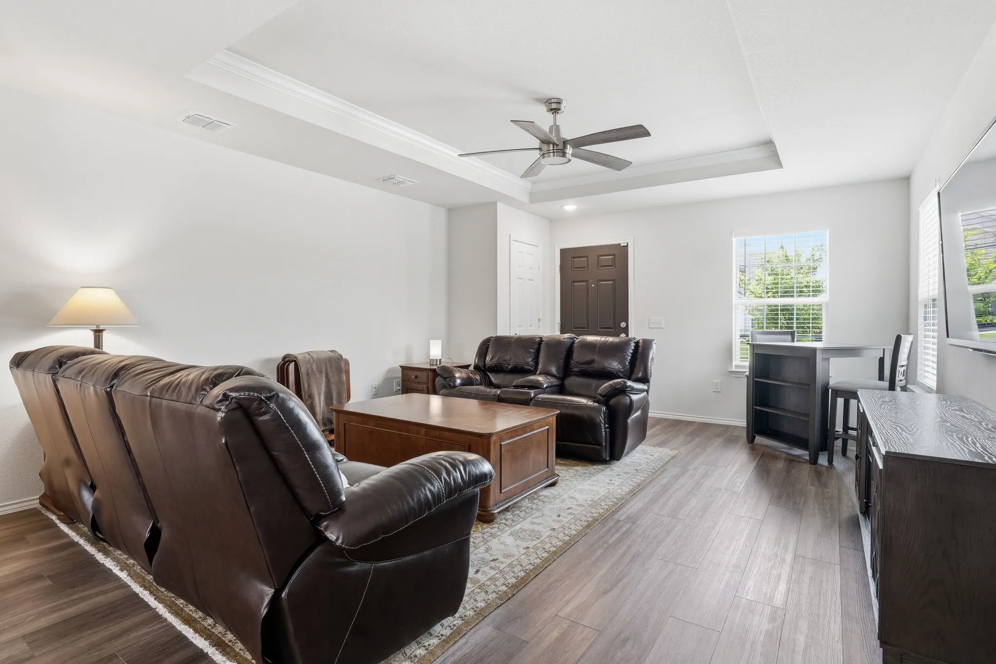 Single Family Residence For Sale in Denton County , 1013 Vernon Drive, Aubrey, Texas 76227, 3 Bedroom, 2 Bathroom, 2 Garage spaces, 1,412 Sqft, built in 2022, mls#21288585, Real Estate Agent in Aubrey, Homes For Sale in Denton county, Homes For Sale in Aubrey, Realtor in Aubrey Texas, Real Estate Brokerage Independent Realty Texas, Luminita Cordes Realtor