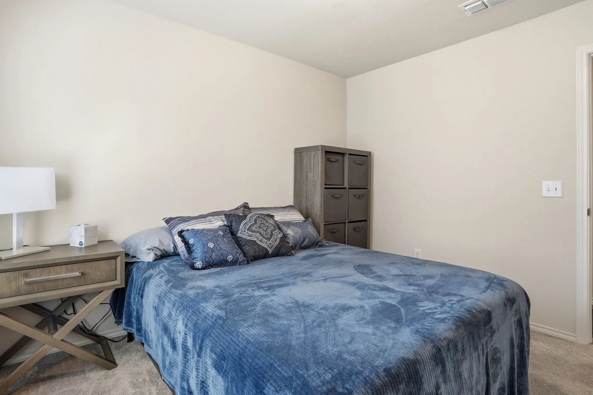 Single Family Residence For Sale in Denton County , 1013 Vernon Drive, Aubrey, Texas 76227, 3 Bedroom, 2 Bathroom, 2 Garage spaces, 1,412 Sqft, built in 2022, mls#21288585, Real Estate Agent in Aubrey, Homes For Sale in Denton county, Homes For Sale in Aubrey, Realtor in Aubrey Texas, Real Estate Brokerage Independent Realty Texas, Luminita Cordes Realtor