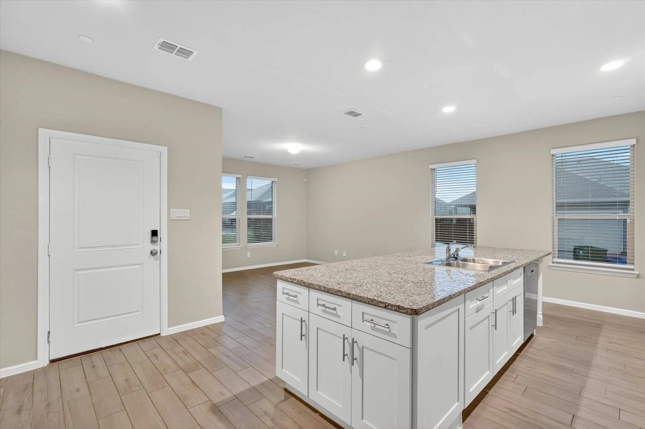Single Family Residence For Sale in Tarrant County , 4716 Stunning Pathway, Haltom City, Texas 76117, 3 Bedroom, 3 Bathroom, 2 Garage spaces, 1,662 Sqft, built in 2024, mls#21288746, Real Estate Agent in Haltom City, Homes For Sale in Tarrant county, Homes For Sale in Haltom City, Realtor in Haltom City Texas, Real Estate Brokerage Independent Realty Texas, Luminita Cordes Realtor