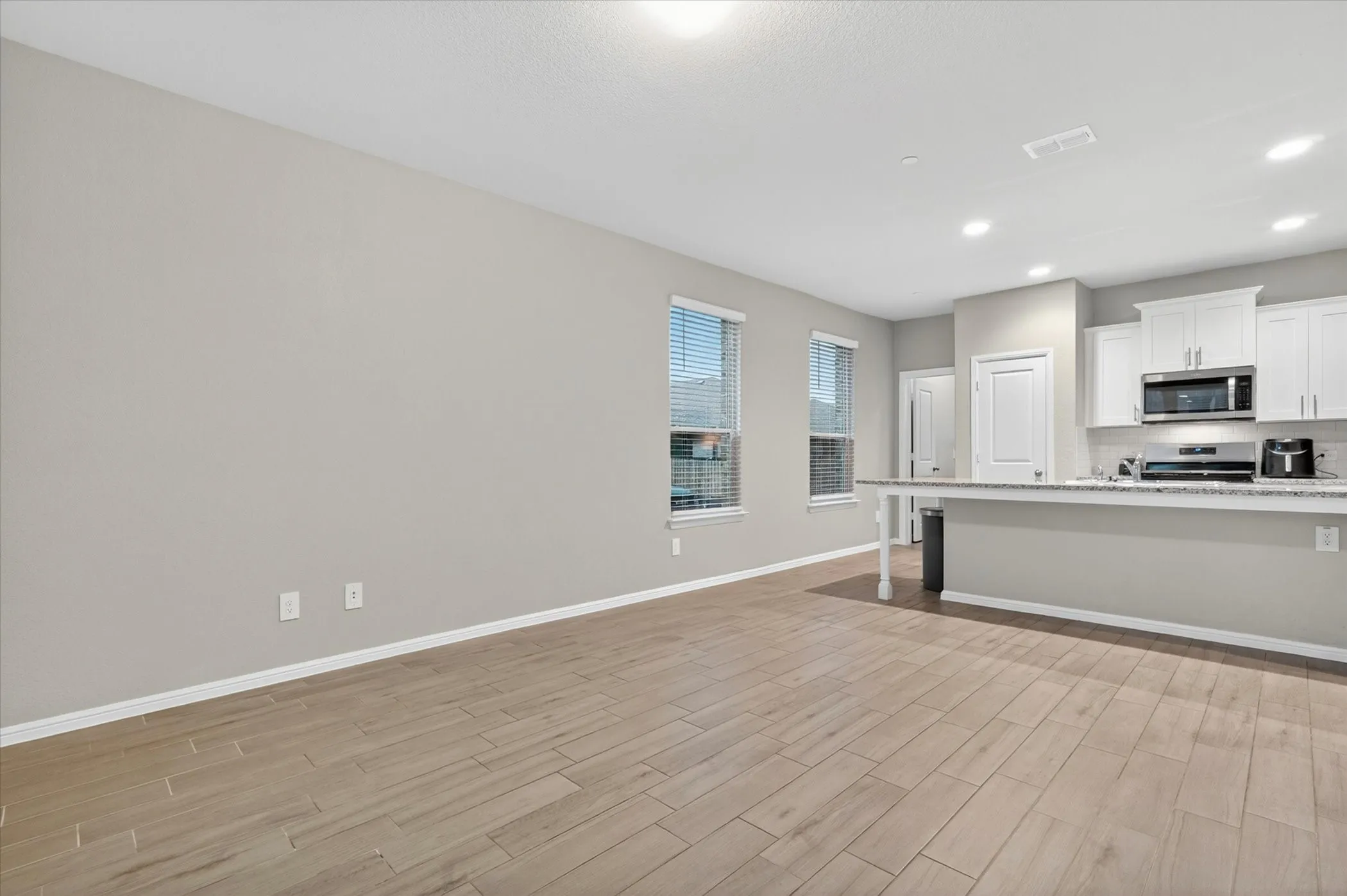 Single Family Residence For Sale in Tarrant County , 4716 Stunning Pathway, Haltom City, Texas 76117, 3 Bedroom, 3 Bathroom, 2 Garage spaces, 1,662 Sqft, built in 2024, mls#21288746, Real Estate Agent in Haltom City, Homes For Sale in Tarrant county, Homes For Sale in Haltom City, Realtor in Haltom City Texas, Real Estate Brokerage Independent Realty Texas, Luminita Cordes Realtor