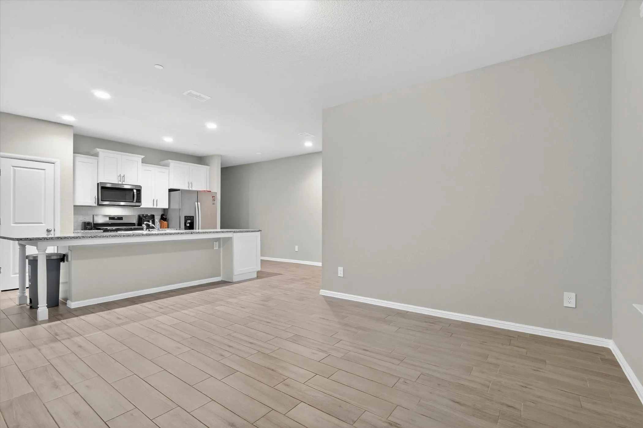 Single Family Residence For Sale in Tarrant County , 4716 Stunning Pathway, Haltom City, Texas 76117, 3 Bedroom, 3 Bathroom, 2 Garage spaces, 1,662 Sqft, built in 2024, mls#21288746, Real Estate Agent in Haltom City, Homes For Sale in Tarrant county, Homes For Sale in Haltom City, Realtor in Haltom City Texas, Real Estate Brokerage Independent Realty Texas, Luminita Cordes Realtor