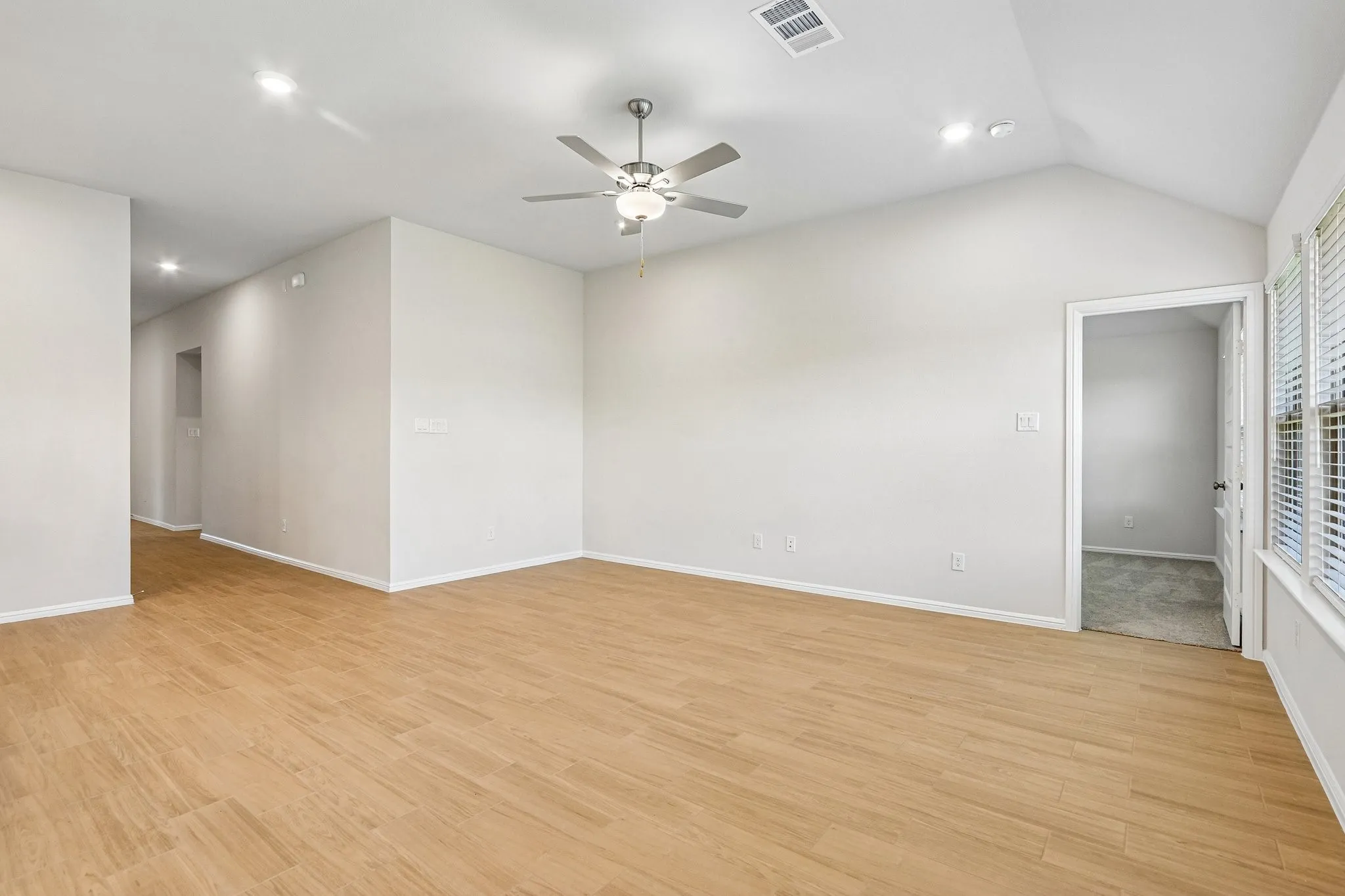 Single Family Residence For Sale in Denton County , 13041 Limestone Street, Providence Village, Texas 76227, 4 Bedroom, 2 Bathroom, 2 Garage spaces, 1,877 Sqft, built in 2026, mls#21281194, Real Estate Agent in Providence Village, Homes For Sale in Denton county, Homes For Sale in Providence Village, Realtor in Providence Village Texas, Real Estate Brokerage Independent Realty Texas, Luminita Cordes Realtor