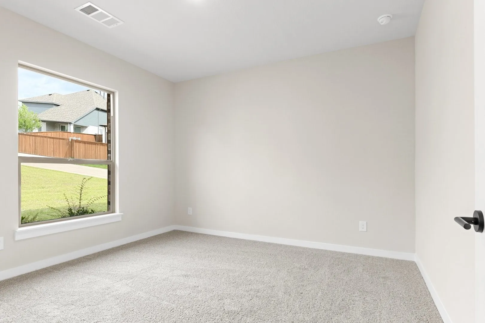 027-8609DelRioTrail-Wylie-TX-75098-Bedroom2.jpg-SMALL
