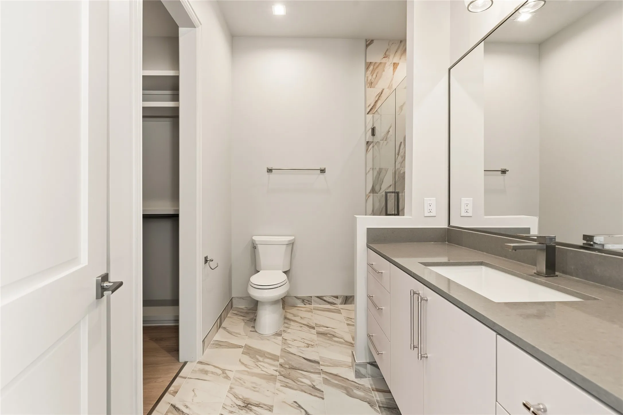 Condominium For Sale in Dallas County , 1900 S Ervay Street 311, Dallas, Texas 75215, 2 Bedroom, 3 Bathroom, 2 Garage spaces, 1,430 Sqft, built in 2026, mls#21292156, Real Estate Agent in Dallas, Homes For Sale in Dallas county, Homes For Sale in Dallas, Realtor in Dallas Texas, Real Estate Brokerage Independent Realty Texas, Luminita Cordes Realtor