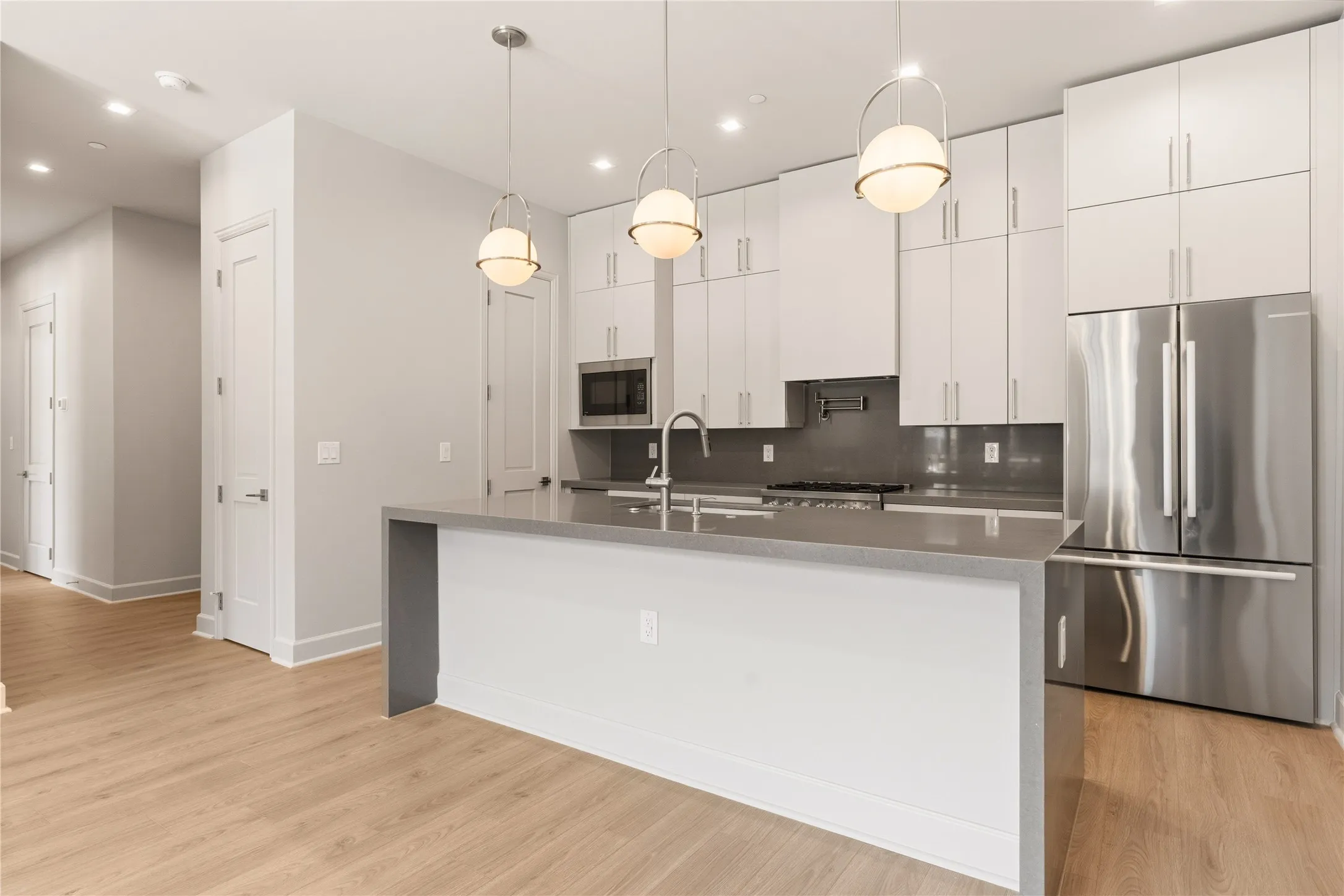 Condominium For Sale in Dallas County , 1900 S Ervay Street 311, Dallas, Texas 75215, 2 Bedroom, 3 Bathroom, 2 Garage spaces, 1,430 Sqft, built in 2026, mls#21292156, Real Estate Agent in Dallas, Homes For Sale in Dallas county, Homes For Sale in Dallas, Realtor in Dallas Texas, Real Estate Brokerage Independent Realty Texas, Luminita Cordes Realtor