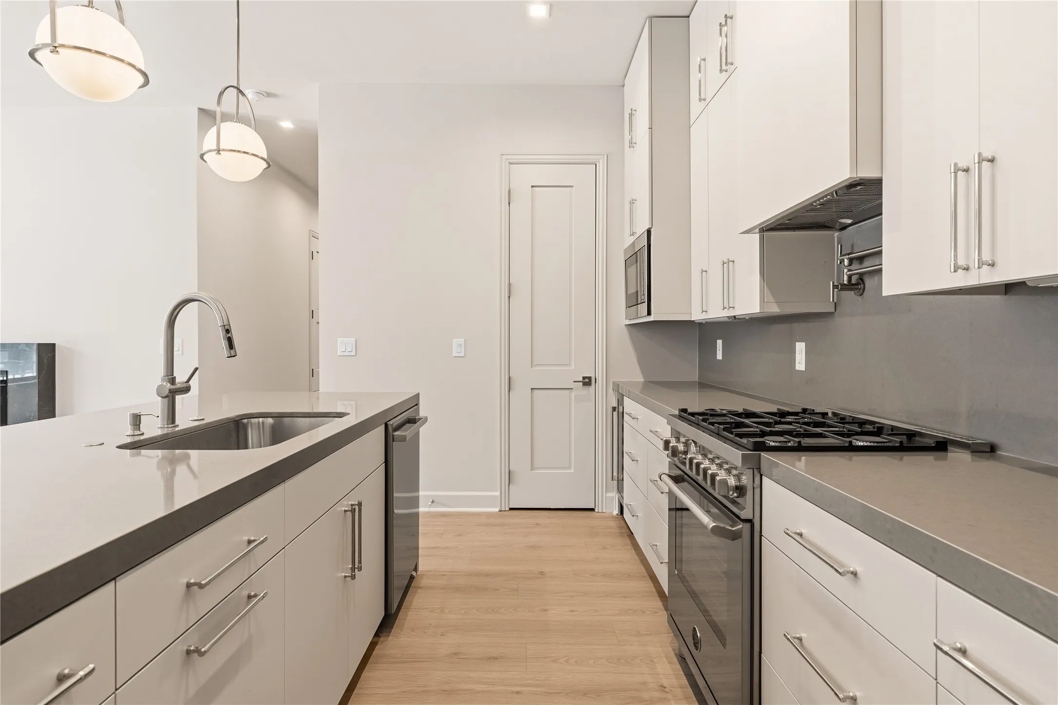 Condominium For Sale in Dallas County , 1900 S Ervay Street 311, Dallas, Texas 75215, 2 Bedroom, 3 Bathroom, 2 Garage spaces, 1,430 Sqft, built in 2026, mls#21292156, Real Estate Agent in Dallas, Homes For Sale in Dallas county, Homes For Sale in Dallas, Realtor in Dallas Texas, Real Estate Brokerage Independent Realty Texas, Luminita Cordes Realtor